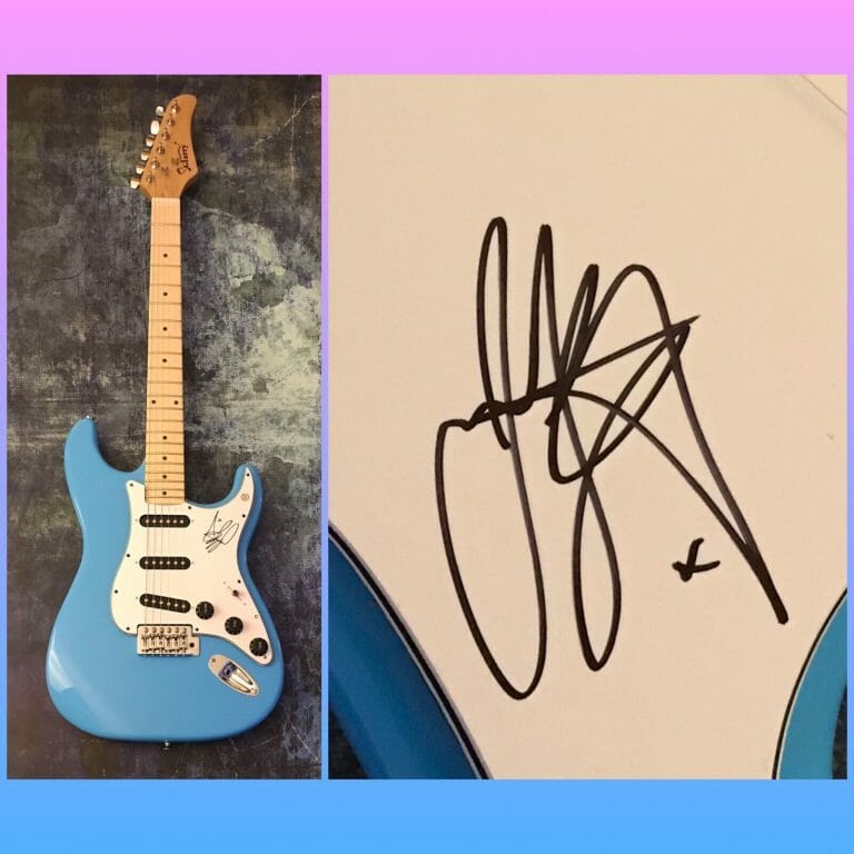 GFA DANDELION / MYSTERY STAR * JESSE JO STARK * SIGNED ELECTRIC GUITAR PROOF COA
 COLLECTIBLE MEMORABILIA