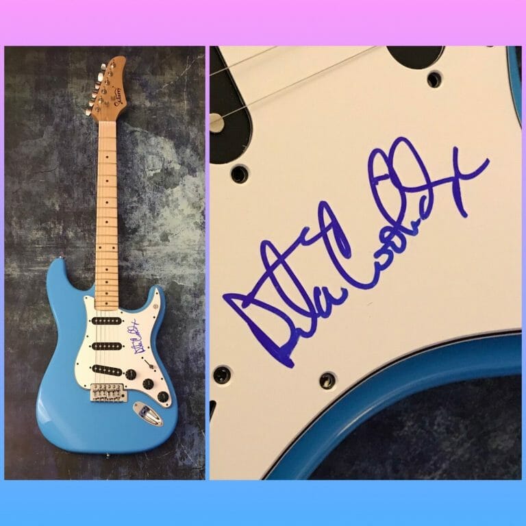 GFA HIGHER AND HIGHER * RITA COOLIDGE * SIGNED ELECTRIC GUITAR PROOF COA
 COLLECTIBLE MEMORABILIA