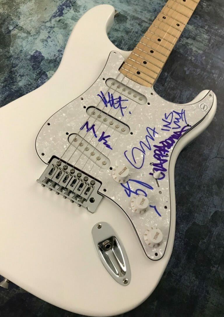 GFA METHOD MAN GZA X6 GROUP * WU-TANG CLAN * SIGNED ELECTRIC GUITAR COA
 COLLECTIBLE MEMORABILIA