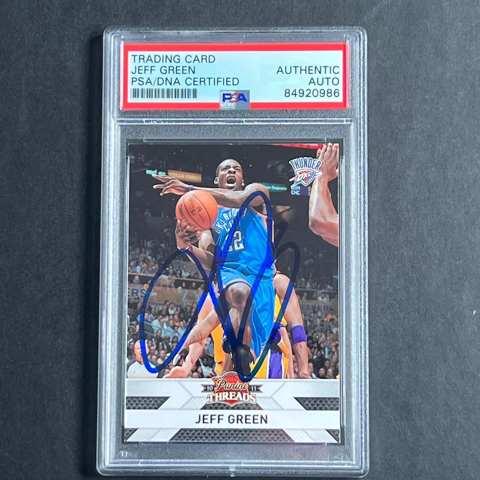2010-11 Panini Threads #57 Jeff Green Signed Card AUTO PSA/DNA Slabbed Thunder

