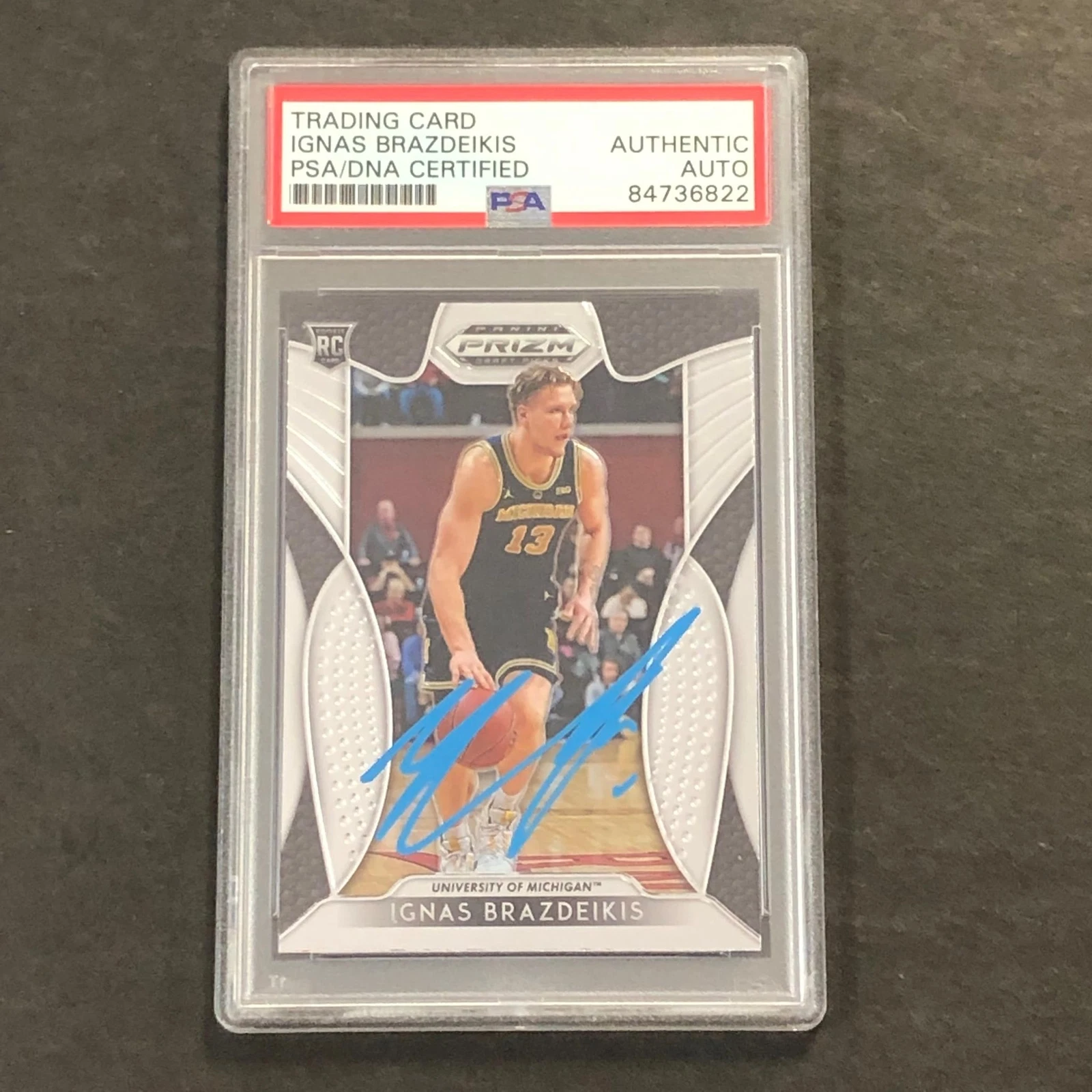 2019-20 Panini Mosaic #48 Ignas Brazdeikis Signed AUTO PSA Slabbed RC Knicks
