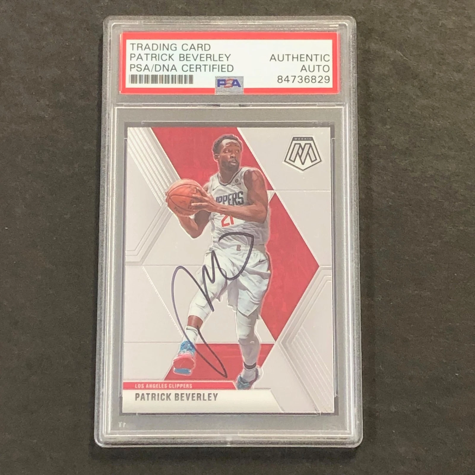 2019-20 Panini Mosaic #88 Patrick Beverley Signed Card AUTO PSA Slabbed Clippers
