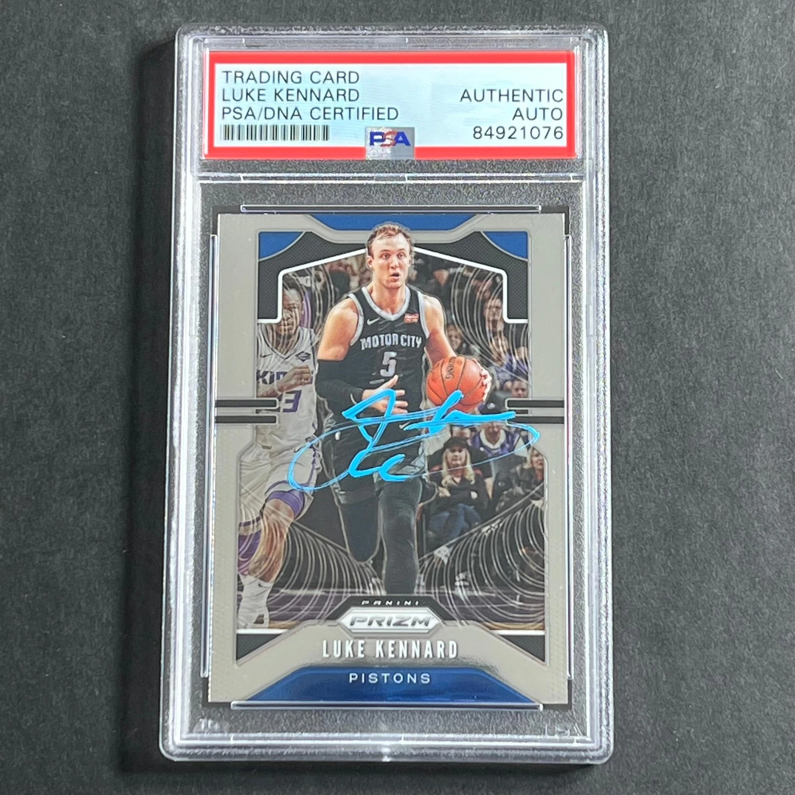 2018-19 Panini Prizm #93 Luke Kennard Signed Rookie Card AUTO PSA Slabbed Piston
