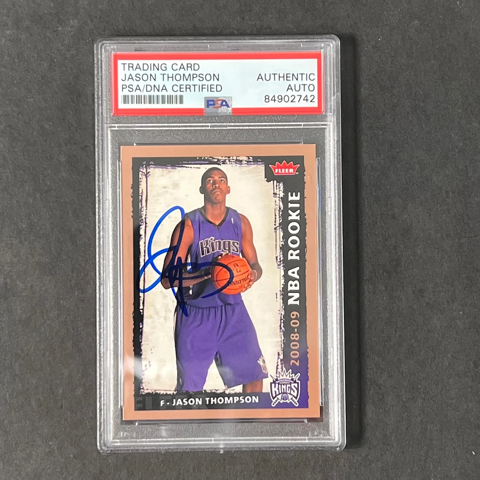 2008-09 FLEER #212 Jason Thompson Signed Card AUTO 10 PSA Slabbed RC Kings
