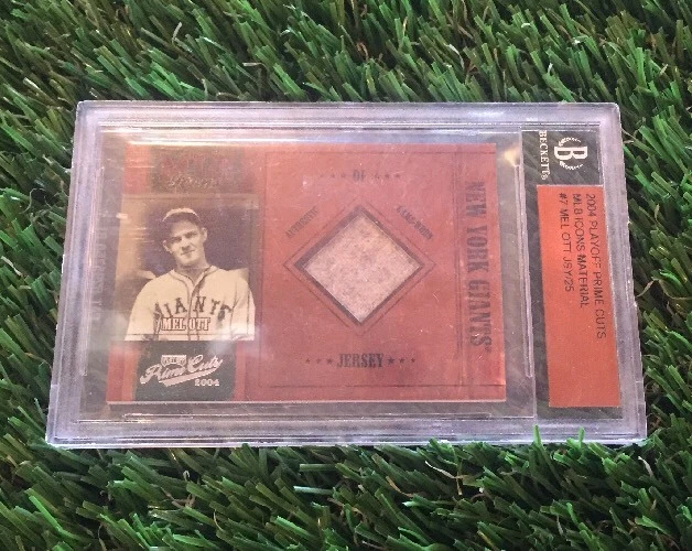2004 PLAYOFF PRIME CUTS MLB ICONS MEL OTT LOGO PATCH SSP -- VERY RARE
