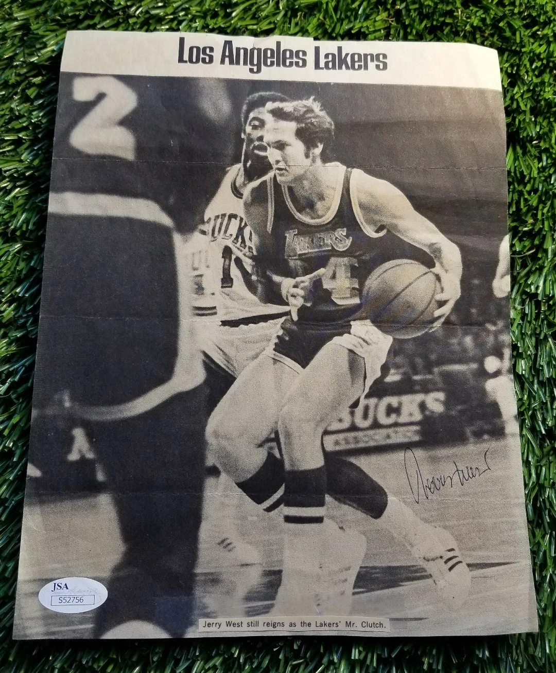 JERRY WEST SIGNED BLACK & WHITE NEWSPAPER JSA/COA S52756 LAKERS HOF NICE
