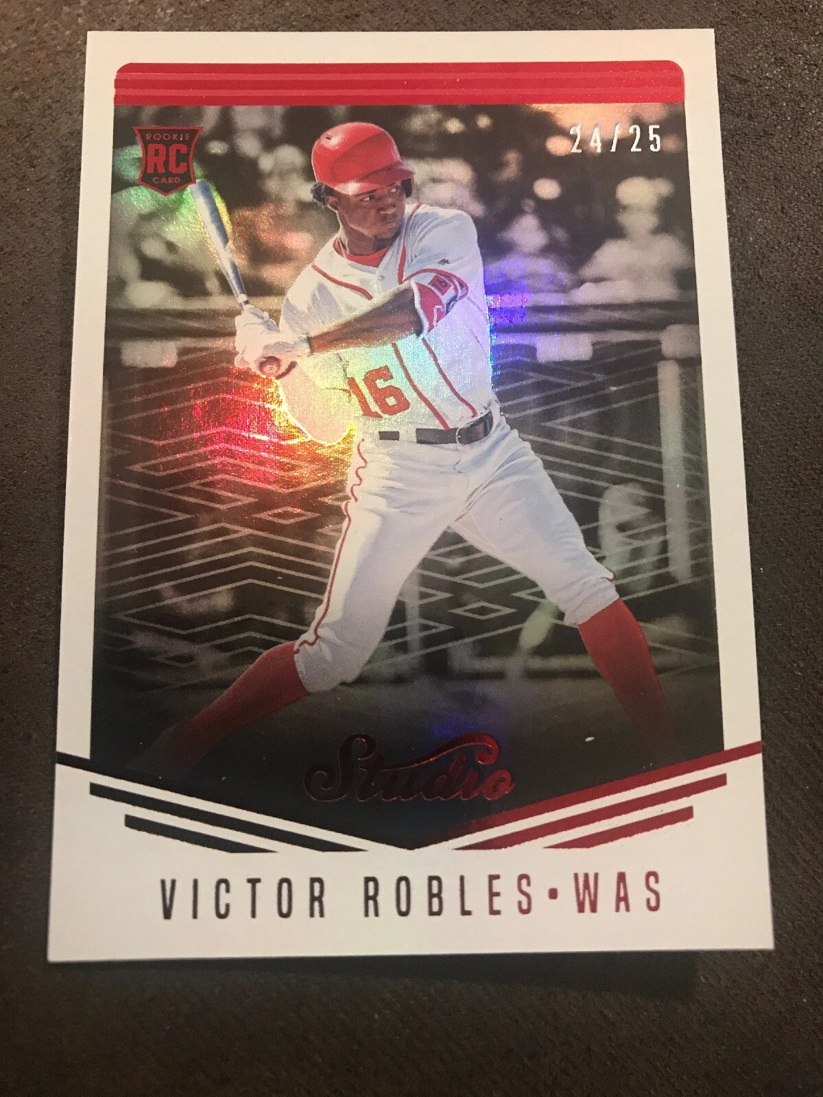 2018 Panini Chronicles Studio ** RED FOIL ROOKIE ** #10 Victor Robles RC #D /25
