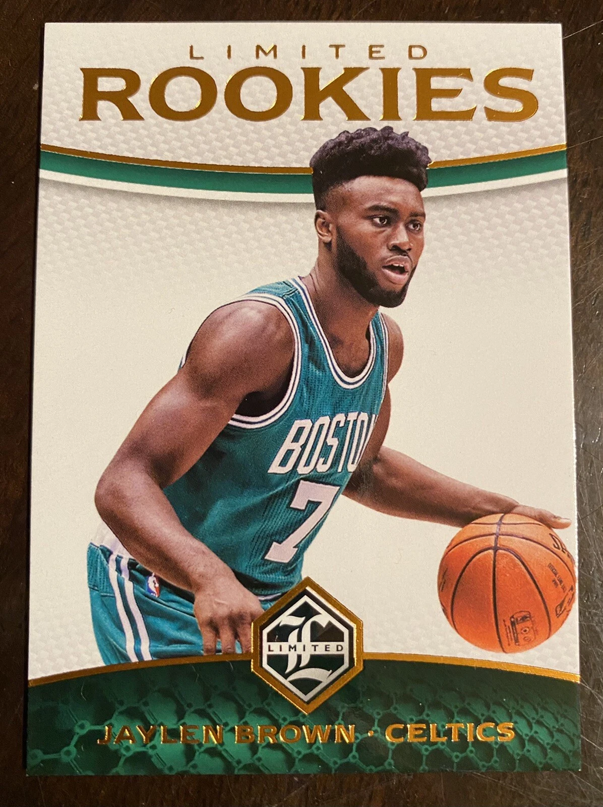 2016-17 Limited Rookies #10 Jaylen Brown Boston Celtics
