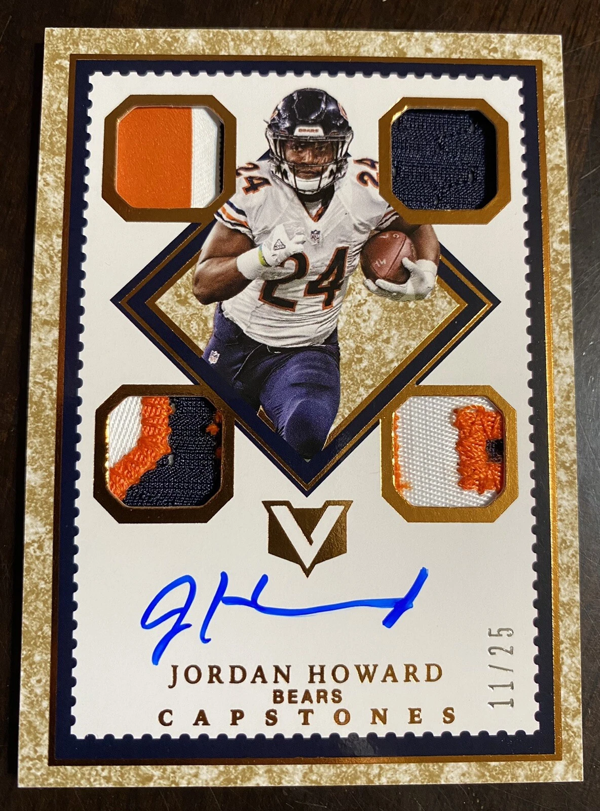 Jordan Howard 2017 Panini Vertex Capstones Player Patches & Auto #CP-JH # /25
