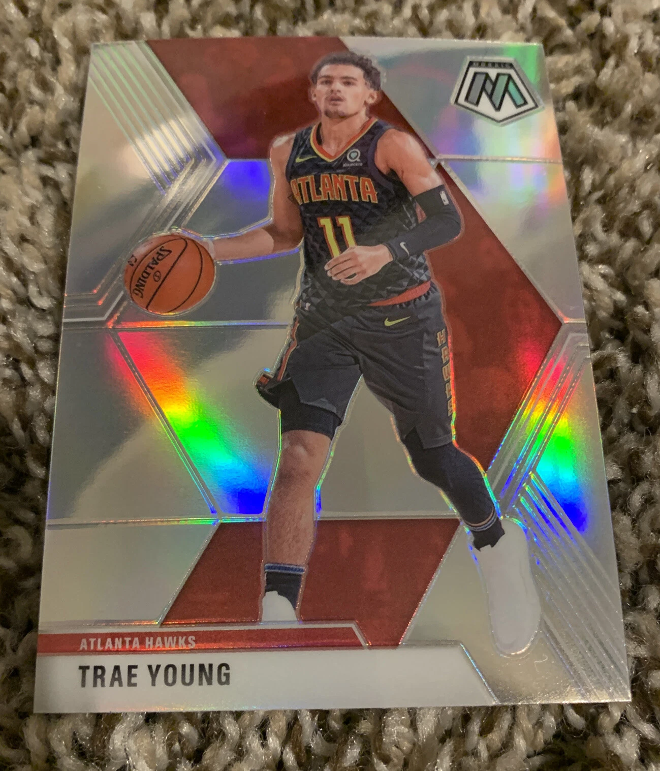 2019-20 Panini Mosaic TRAE YOUNG #182 | Silver Holo Prizm | Atlanta Hawks
