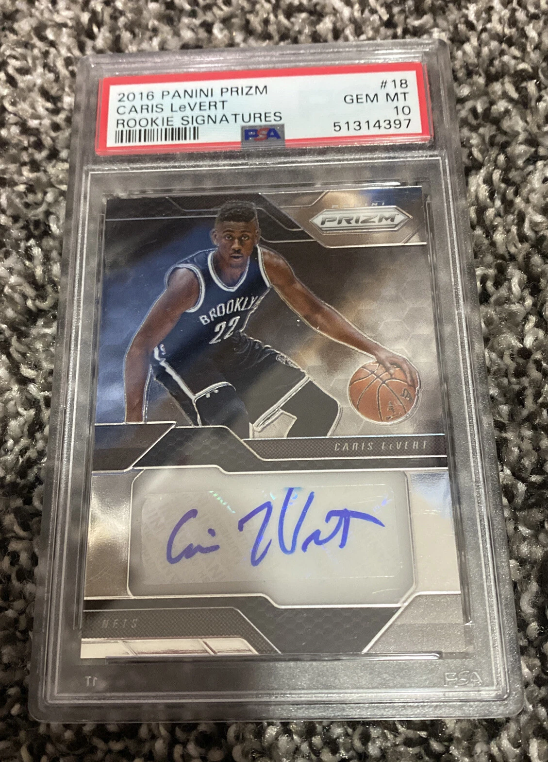 2016 Panini Prizm Rookie Signatures Caris LeVert Auto PSA 10 POP 7!! Autograph
