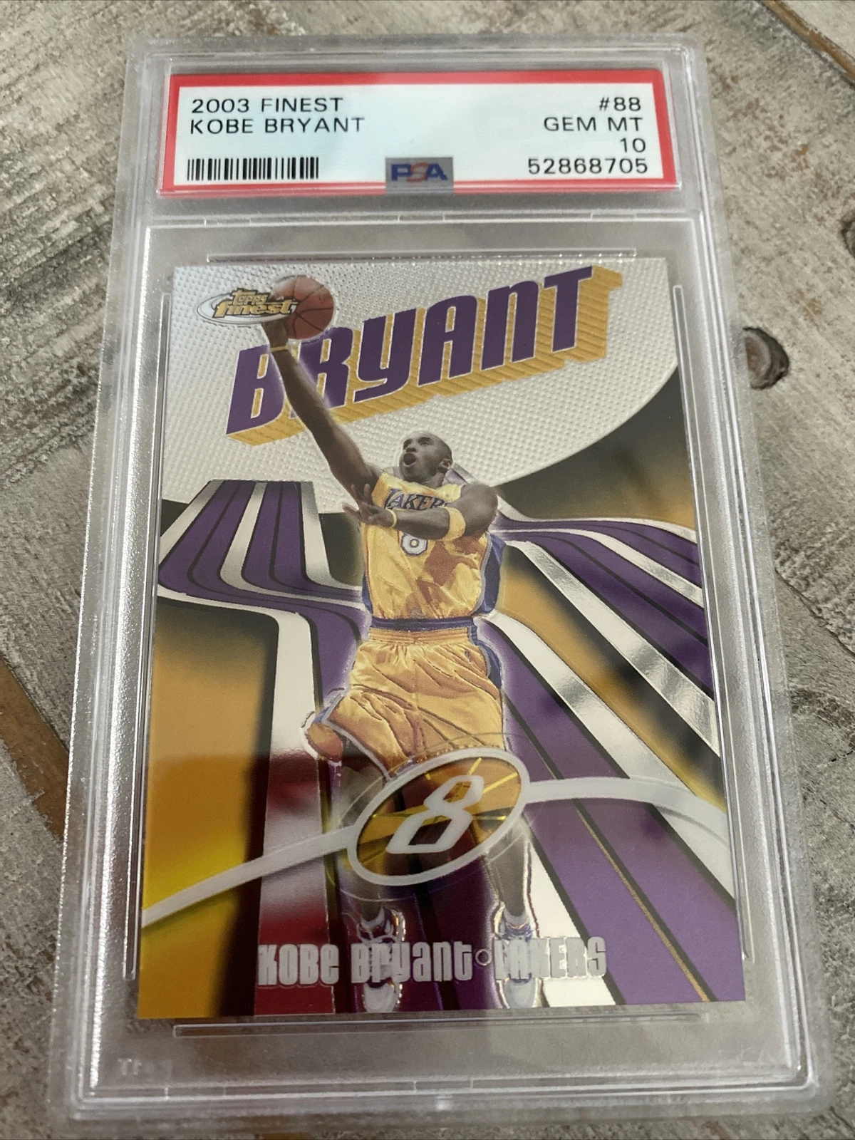 2003-04 Topps Finest #88 Kobe Bryant Los Angeles Lakers HOF PSA 10 MINT
