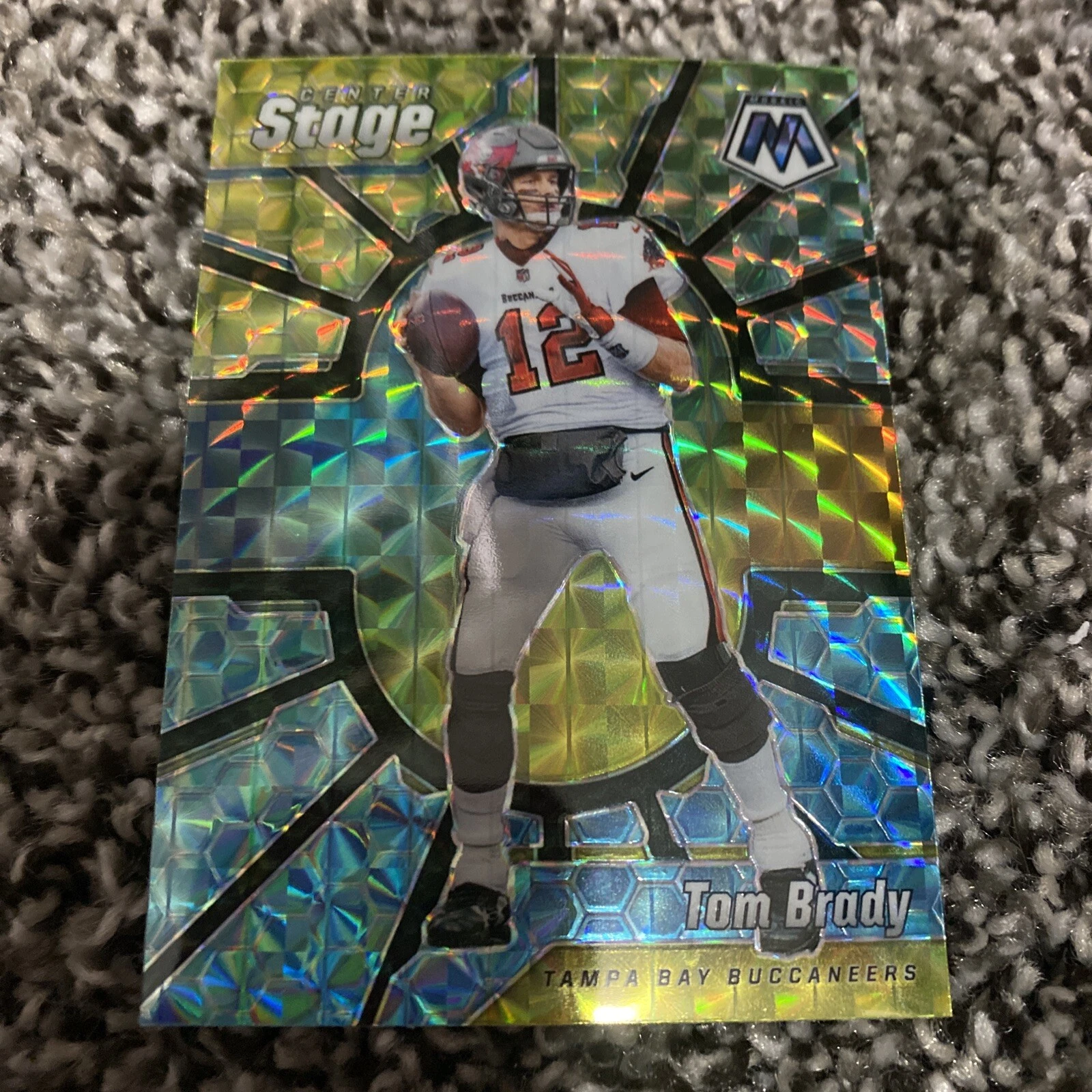TOM BRADY?CENTER STAGE SILVER PRIZM!?2020 MOSAIC REFRACTOR ?
