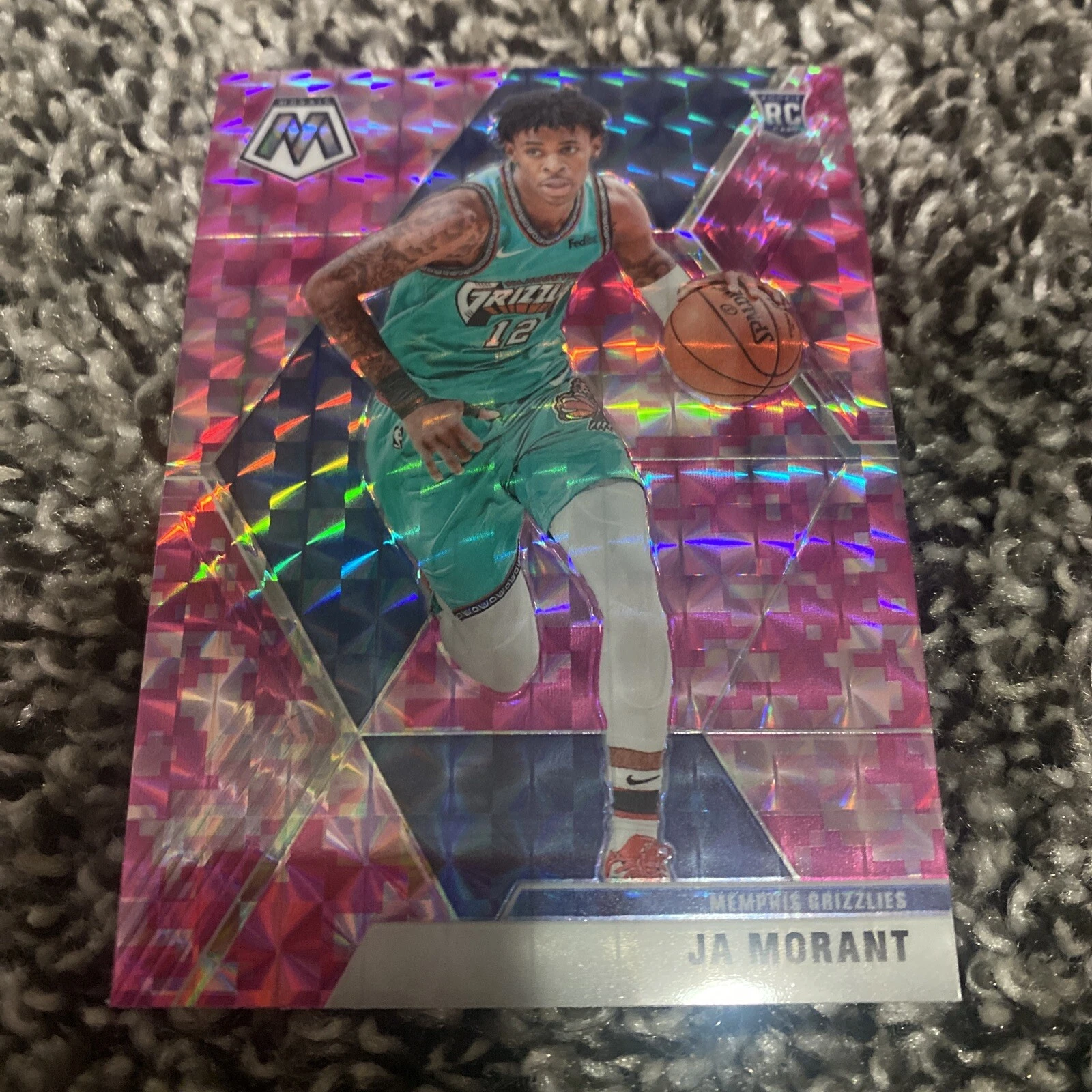 Ja Morant 2019-20 Panini Mosaic Camo Pink Prizm Rookie Grizzlies RC #219 Sharp 3
