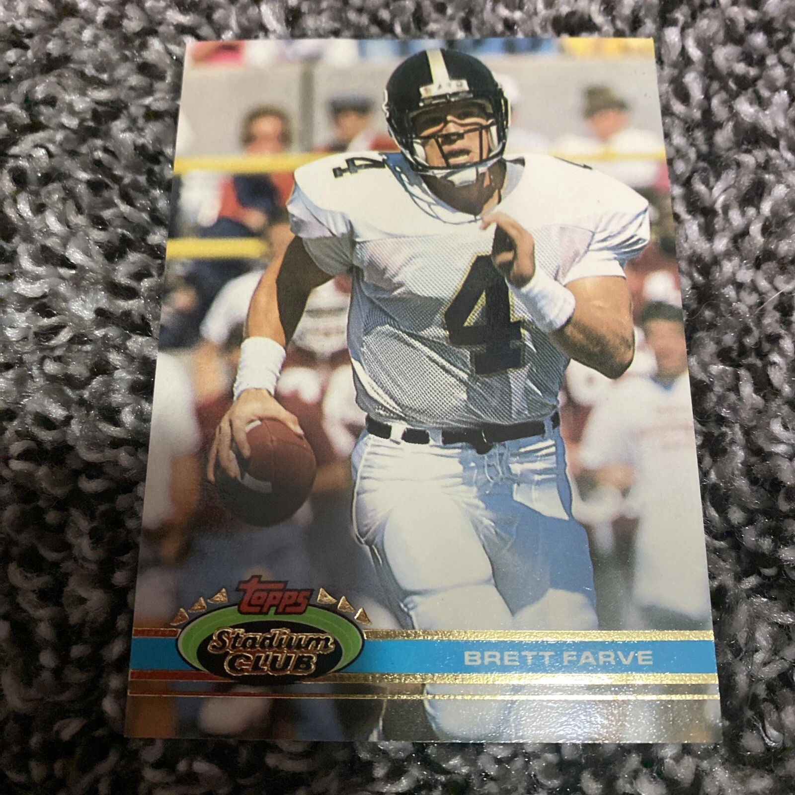 1991 TOPPS STADIUM CLUB BRETT FARVE FOOTBALL RC #94 COLLECTIBLE MEMORABILIA