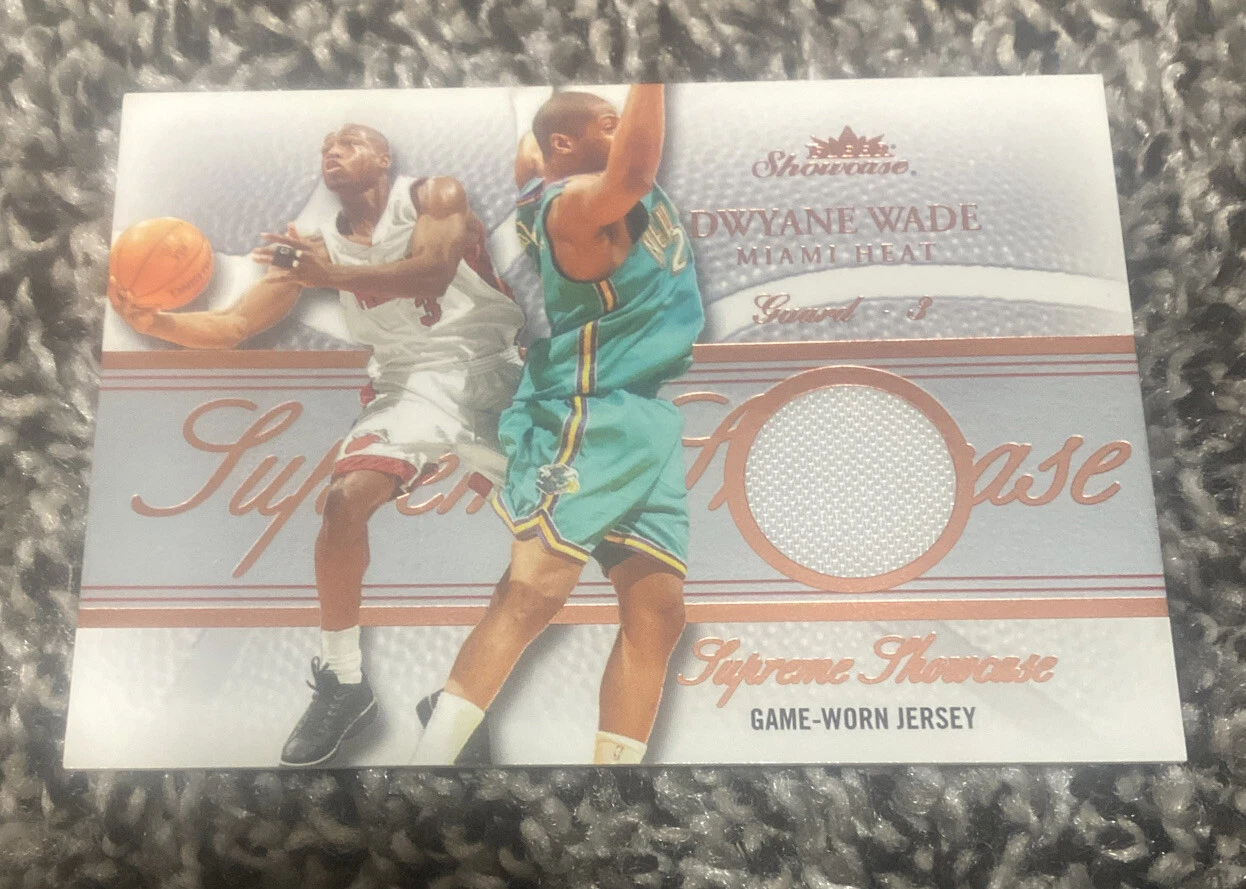 Dwyane Wade 2004-2005 Fleer Supreme Showcase /300 GU Jersey Miami Heat 2nd Year
