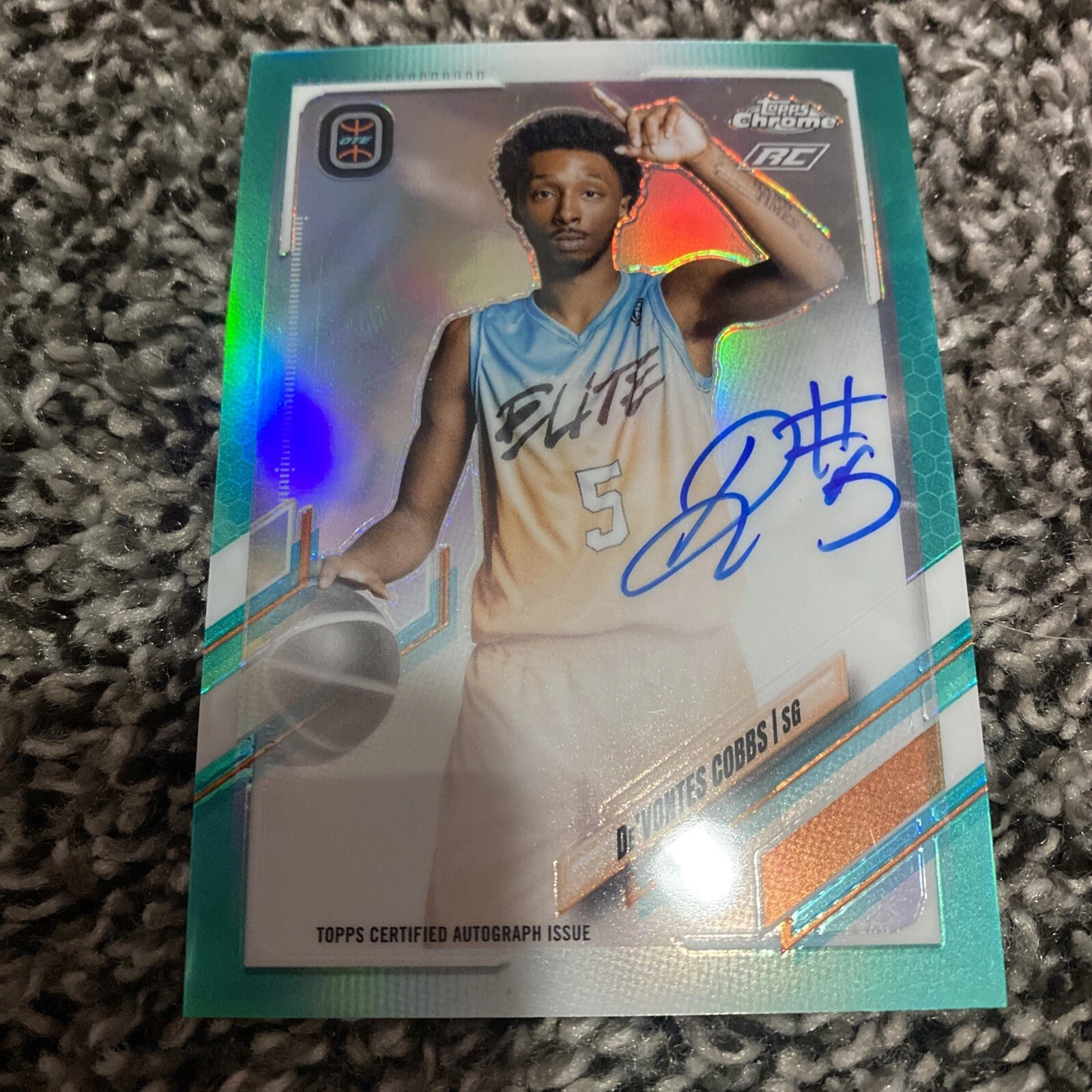 2021/22 Topps Chrome OTE De’Vontes Cobbs BLIE Chrome Raywave Auto Numbered 38/99
