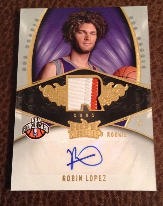 2008-09 Fleer Hot Prospects Robin Lopez Auto Jersey RC #138/399 3 Color
