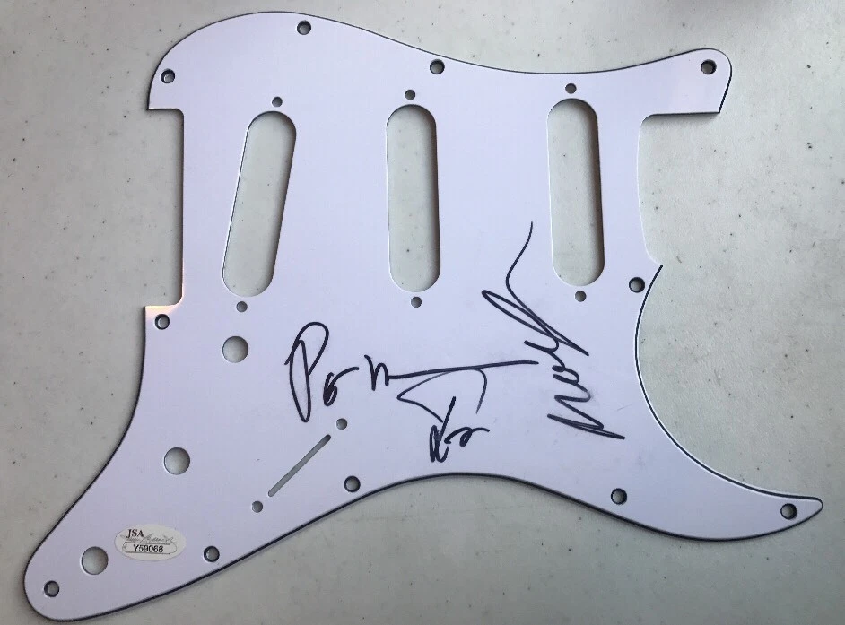 ”PHISH” TREY ANASTASIO,MIKE GORDAN, PAGE MCCONNELL SIGNED PICKGUARD JSA COLLECTIBLE MEMORABILIA