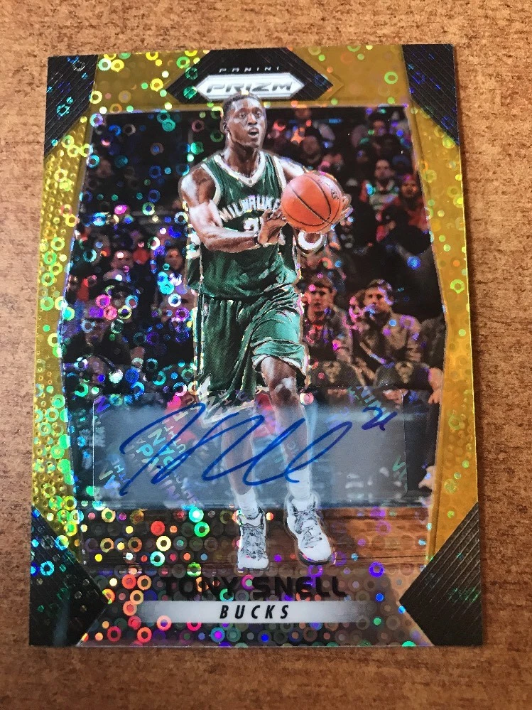 2017 18 PRIZM PANINI TONY SNELL GOLD REFRACTOR AUTO 5/10
