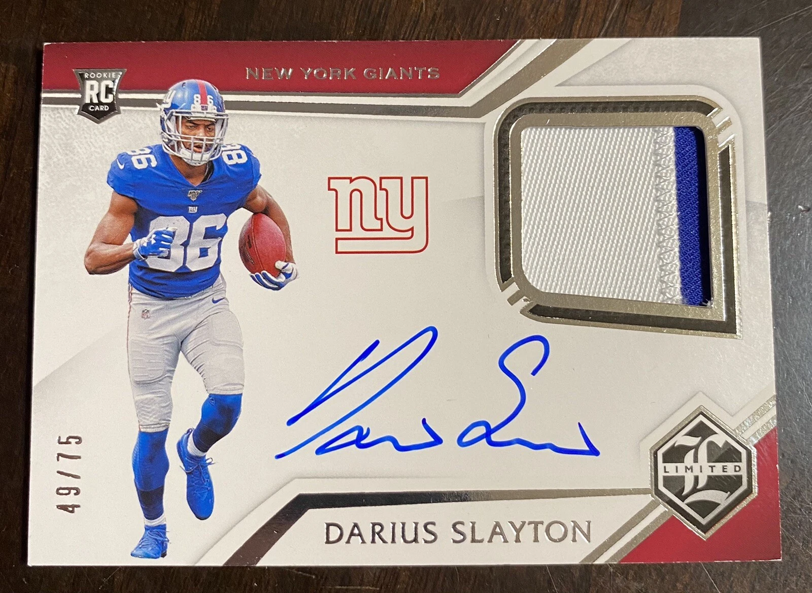 2019 Darius Slayton Panini Limited Silver Rookie 2 CLR Patch RC Auto #ED /75
