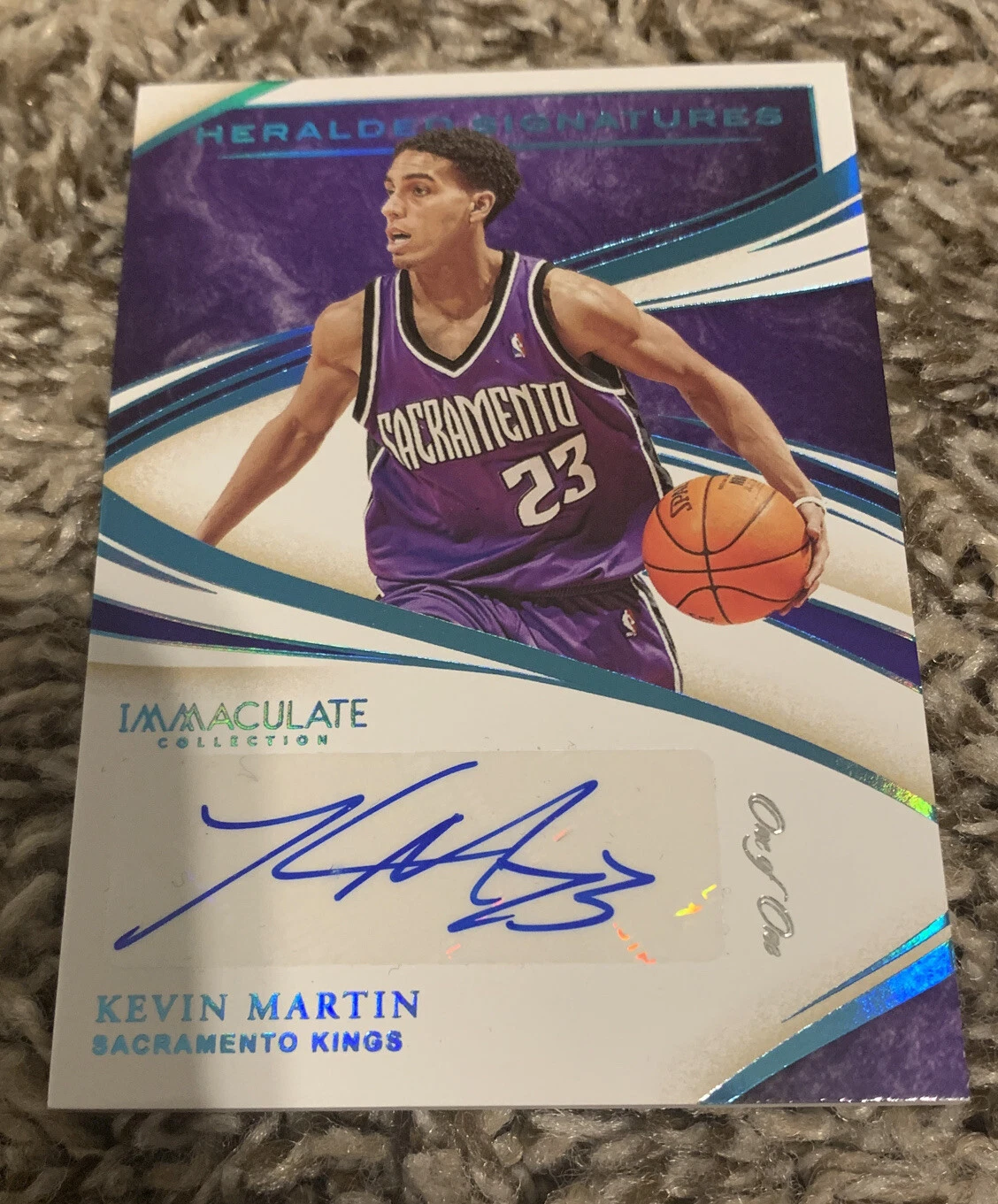 2019-20 Immaculate Heralded Signatures PLATINUM Auto Magic KEVIN MARTIN 1/1
