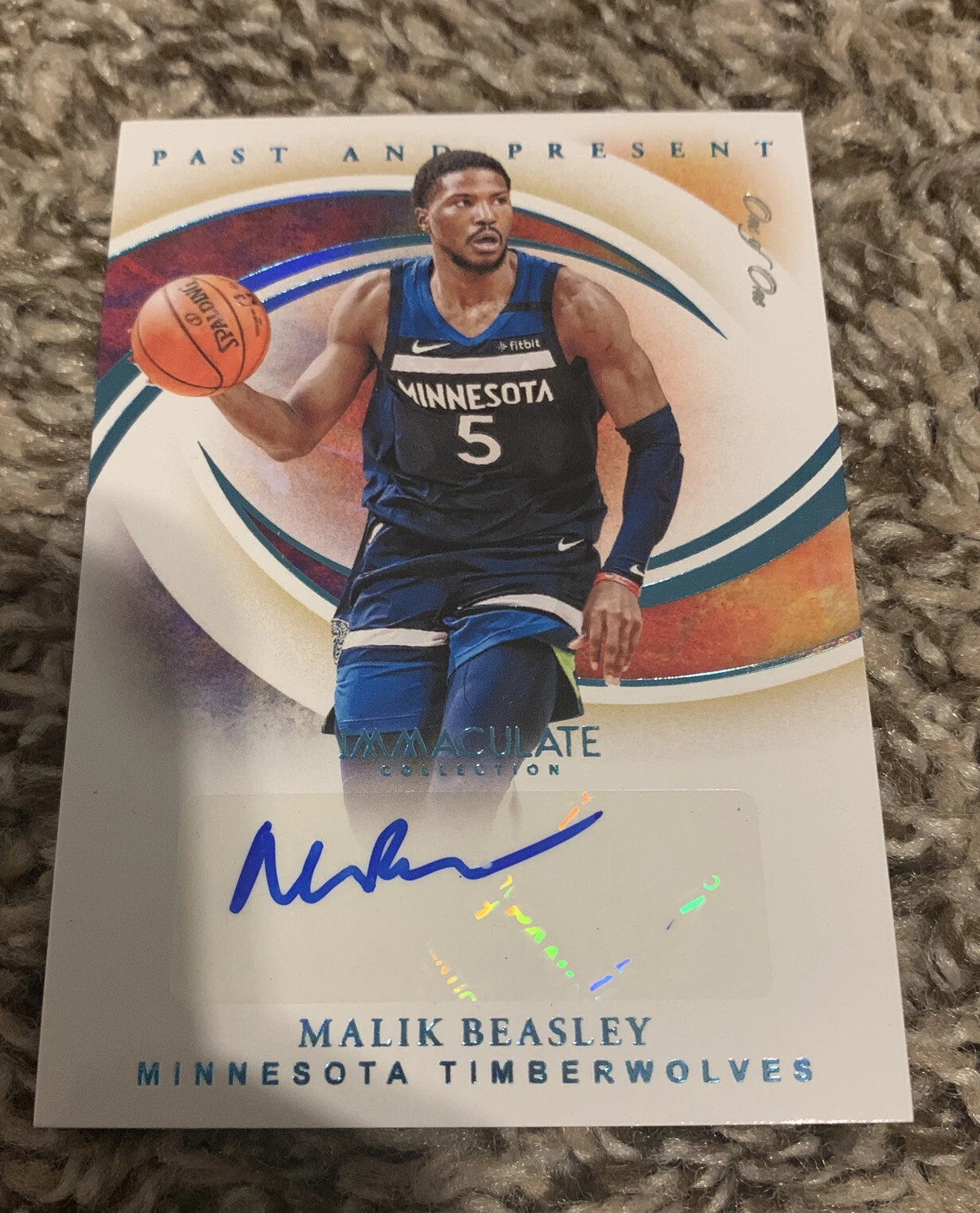 2019-20 PANINI IMMACULATE MALIK BEASLEY PAST AND PRESENT AUTO 1/1 MINNESOTA
