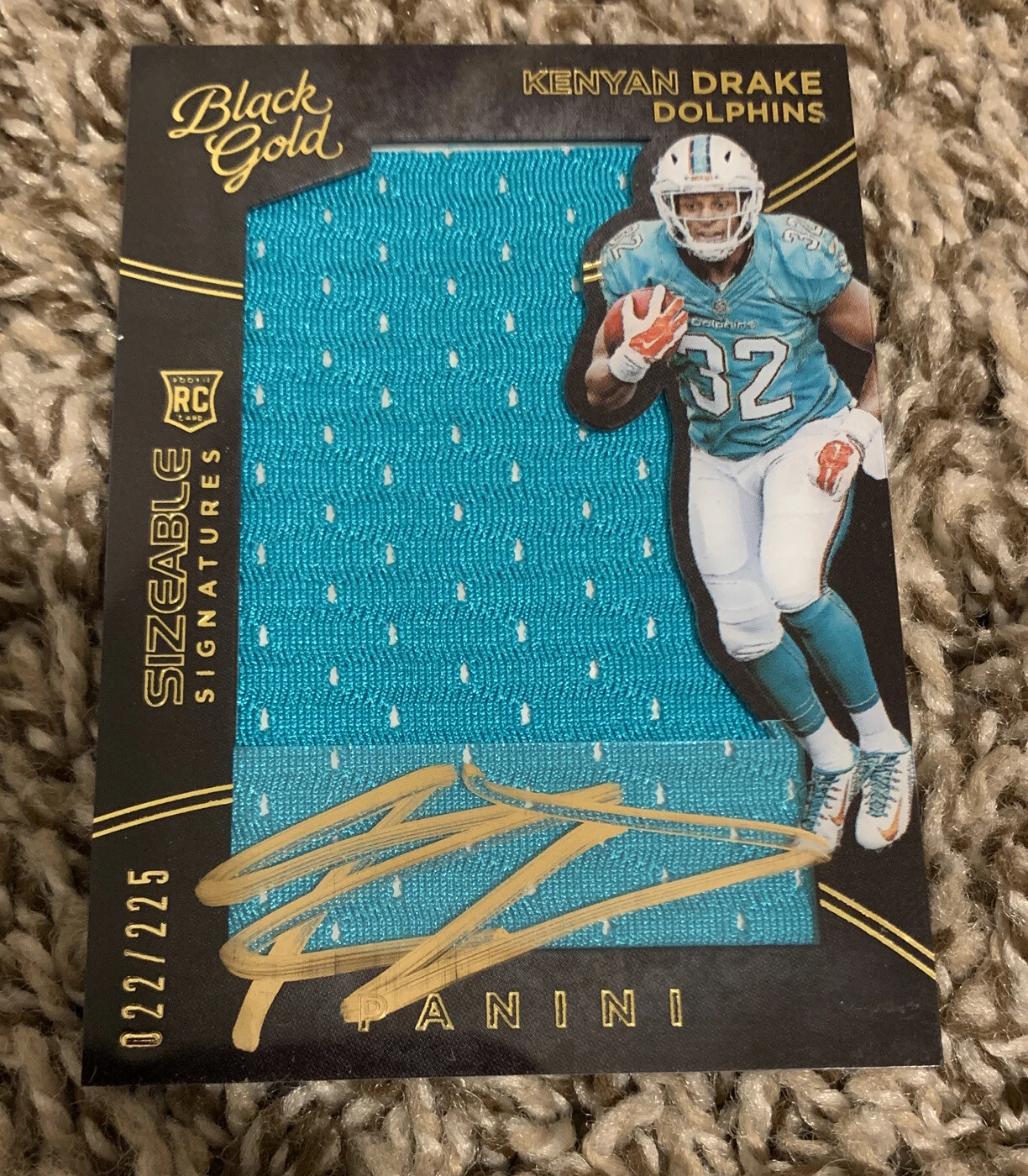 KENYAN DRAKE 2016 BLACK GOLD SIZEABLE SIGS JUMBO JERSEY ON CARD AUTO RC #D /225

