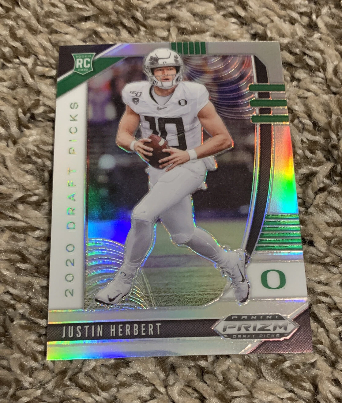 2020 PANINI PRIZM DRAFT PICKS JUSTIN HERBERT SILVER PRIZM RC #102
