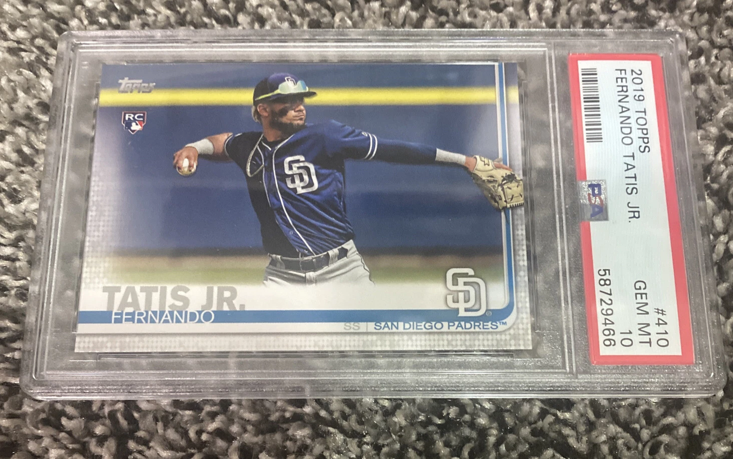 FERNANDO TATIS JR. 2019 Topps Series 2 RC #410 PSA 10 San Diego Padres ROOKIE
