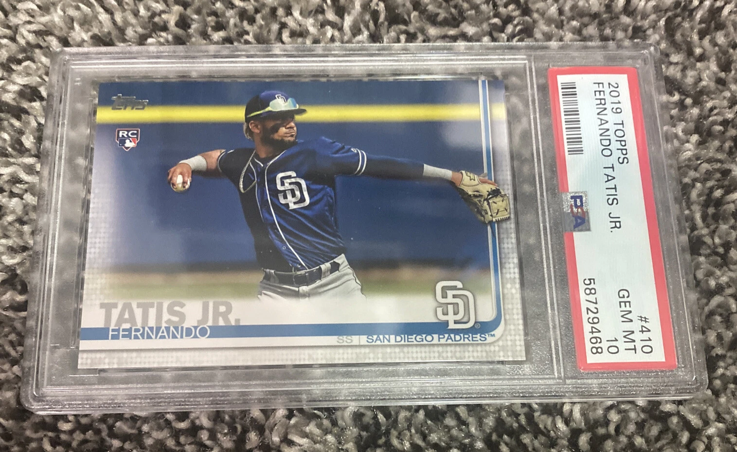 FERNANDO TATIS JR. 2019 Topps Series 2 RC #410 PSA 10 San Diego Padres ROOKIE
