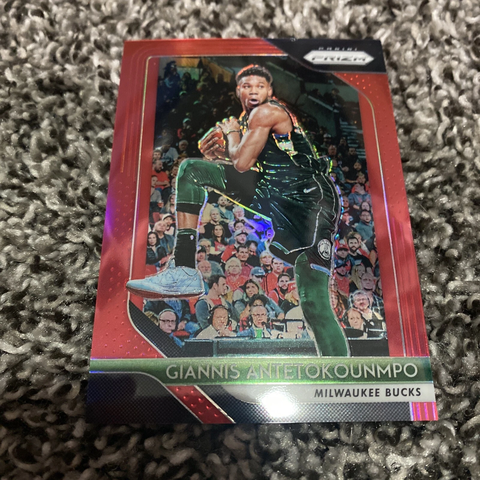 2018-19 Panini Red Prizm #296 Giannis Antetokounmpo Bucks /299 Red Refractor
