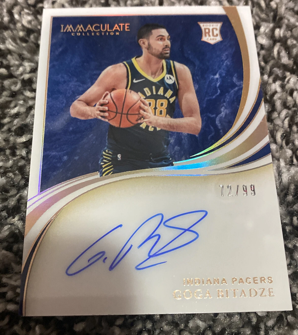 2019-20 IMMACULATE GOGA BITADZE 72/99 AUTO ROOKIE INTRODUCTIONS RC AUTOGRAPH
