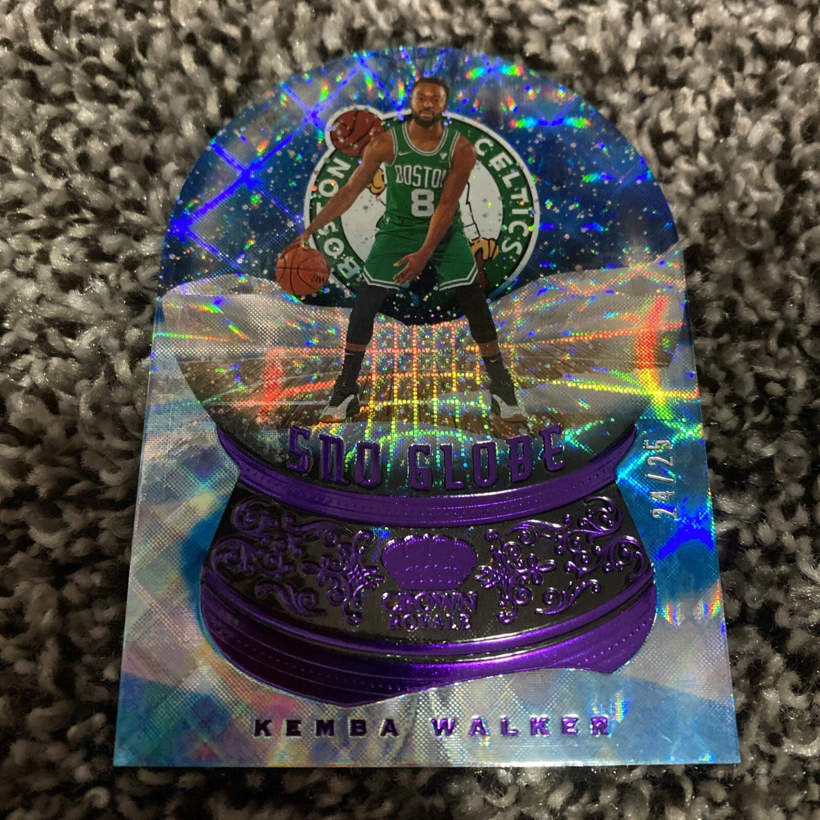 2020-21 Panini Crown Royale Sno Globe Purple 24/25 Kemba Walker #20
