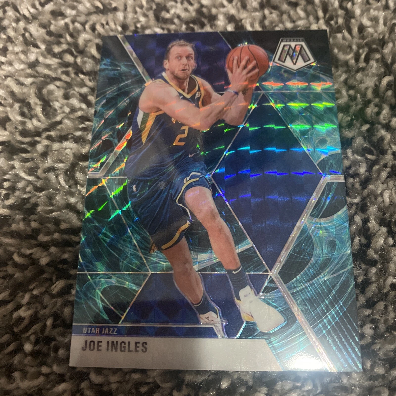 2019-20 Mosaic Basketball Joe Ingles Genesis SP Prizm #63 Utah Jazz
