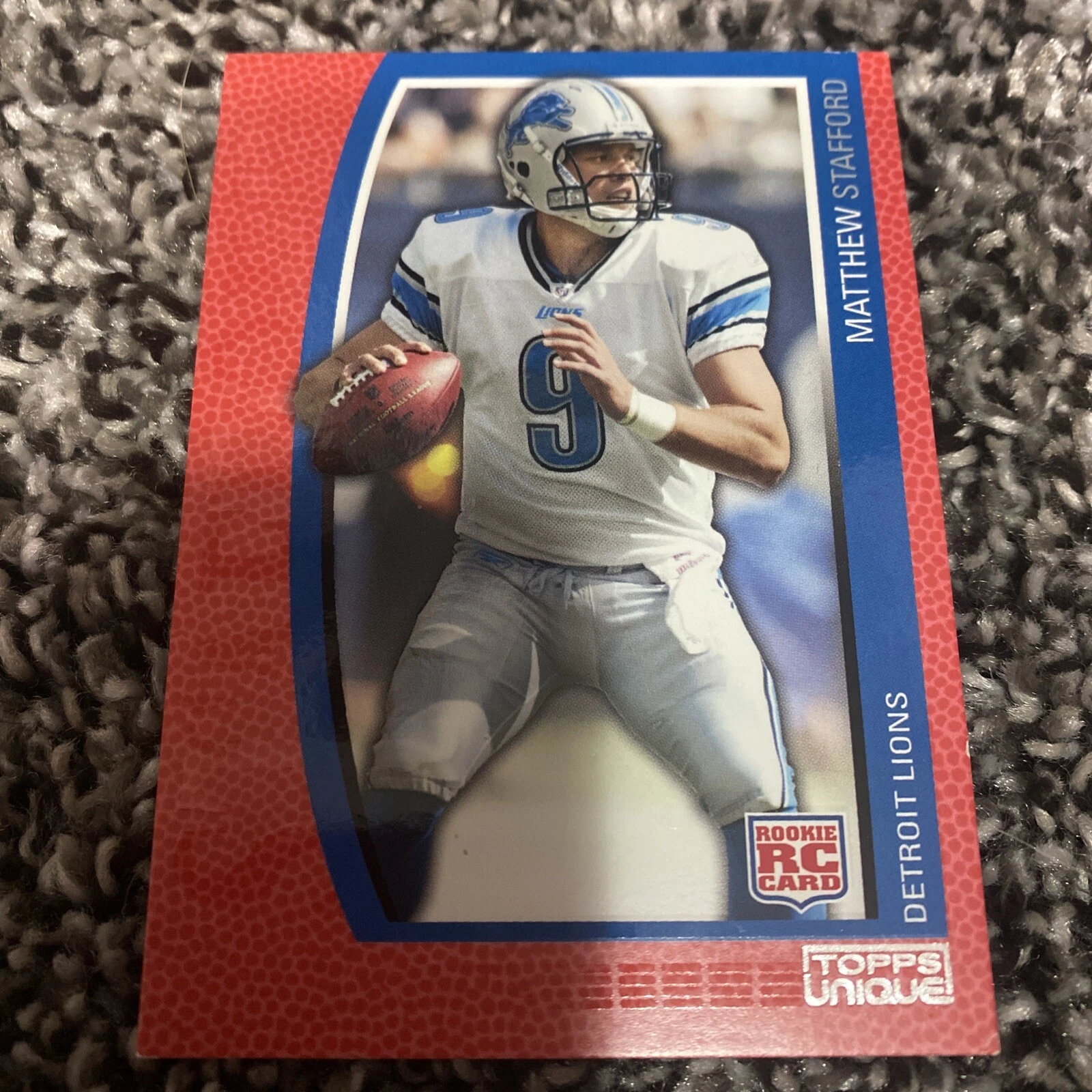2009 Topps Unique Red Premier /799 Matthew Stafford #150 Rookie RC LOOK AT PICS
