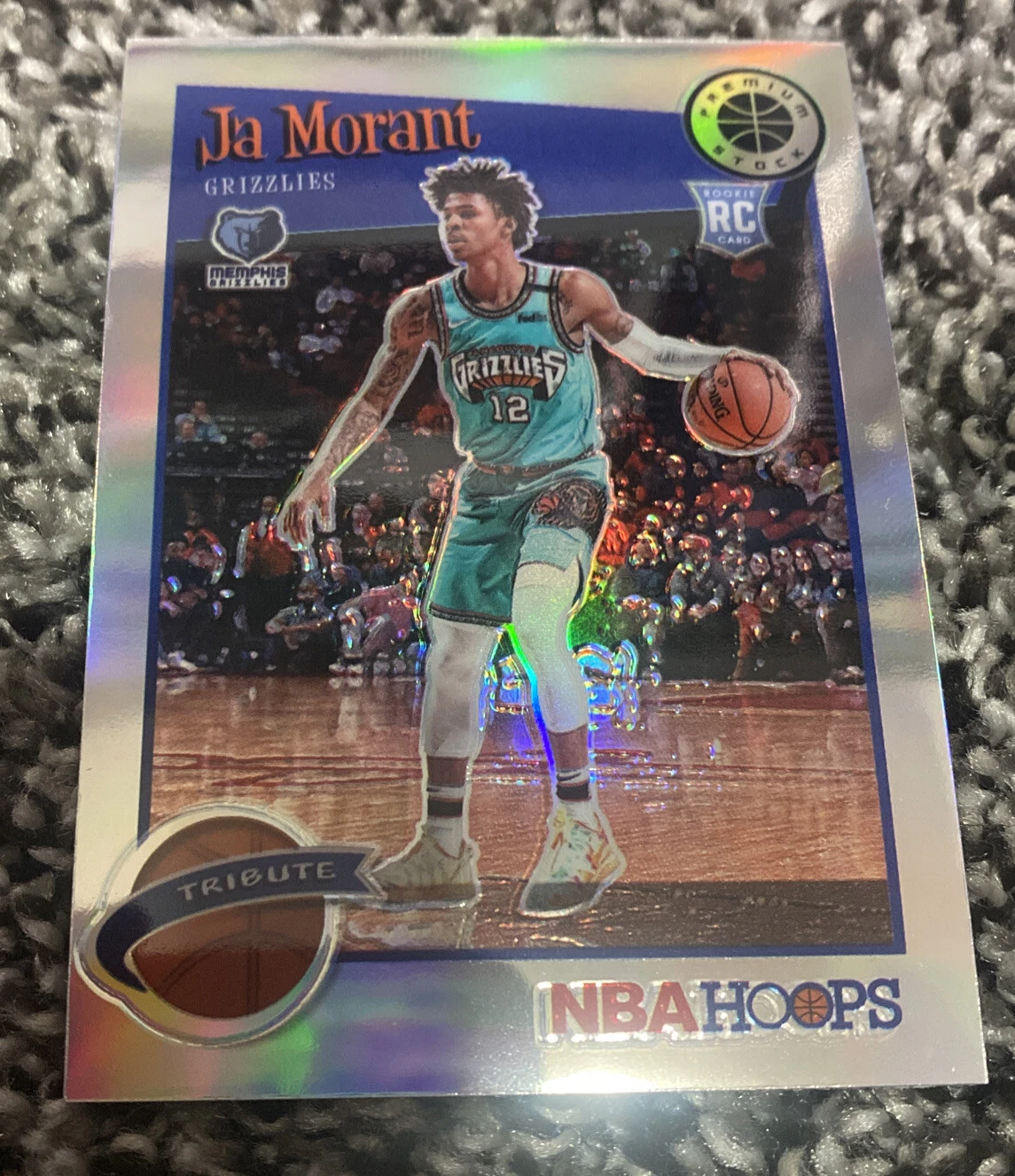 ?2019-20 NBA HOOPS PREMIUM STOCK JA MORANT TRIBUTE PRIZM SILVER RC GRIZZLIES 2 COLLECTIBLE MEMORABILIA