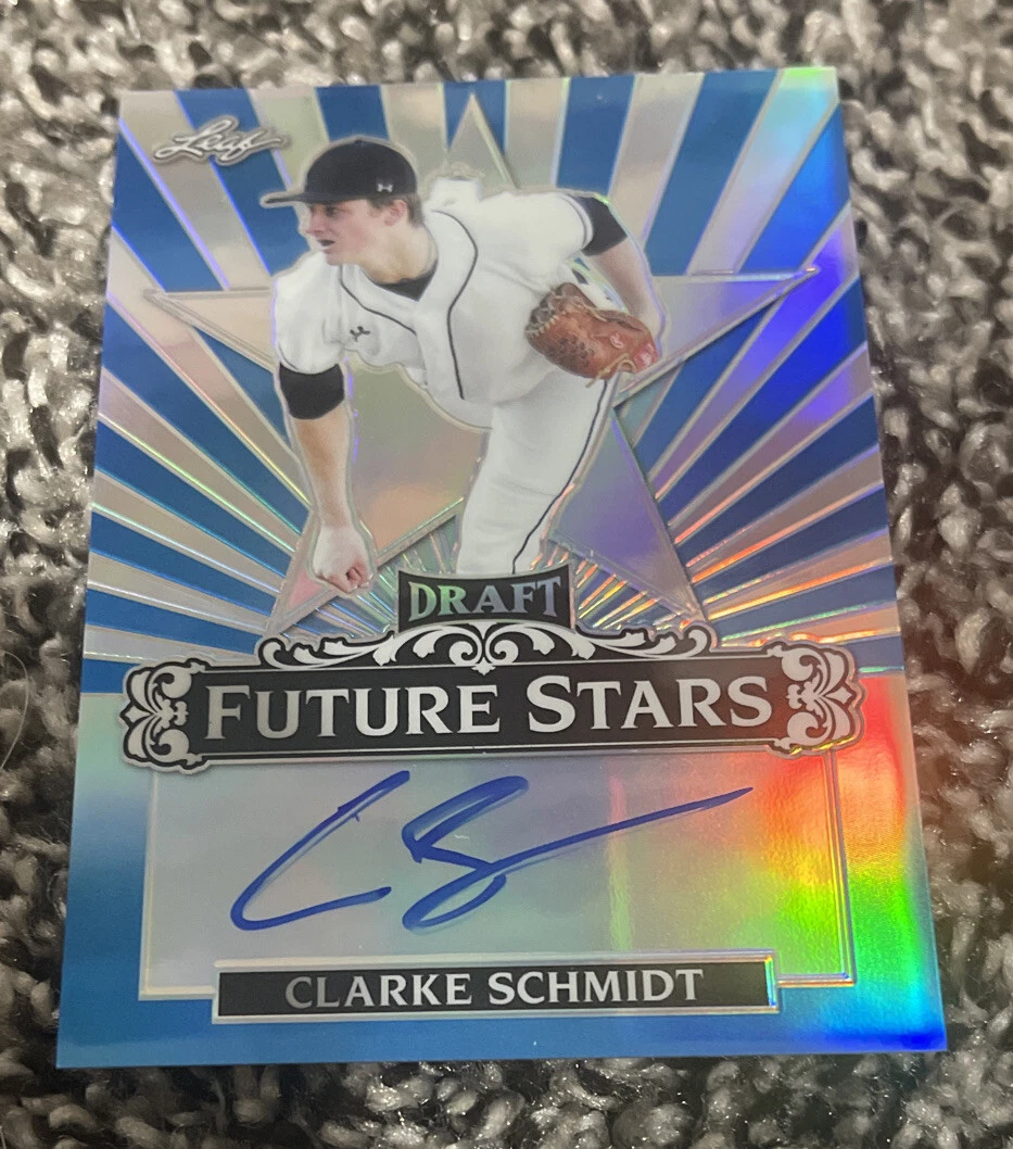 2017 Leaf Metal CLARKE SCHMIDT Future Stars Blue Prismatic Auto RC 16/25 YANKEES
