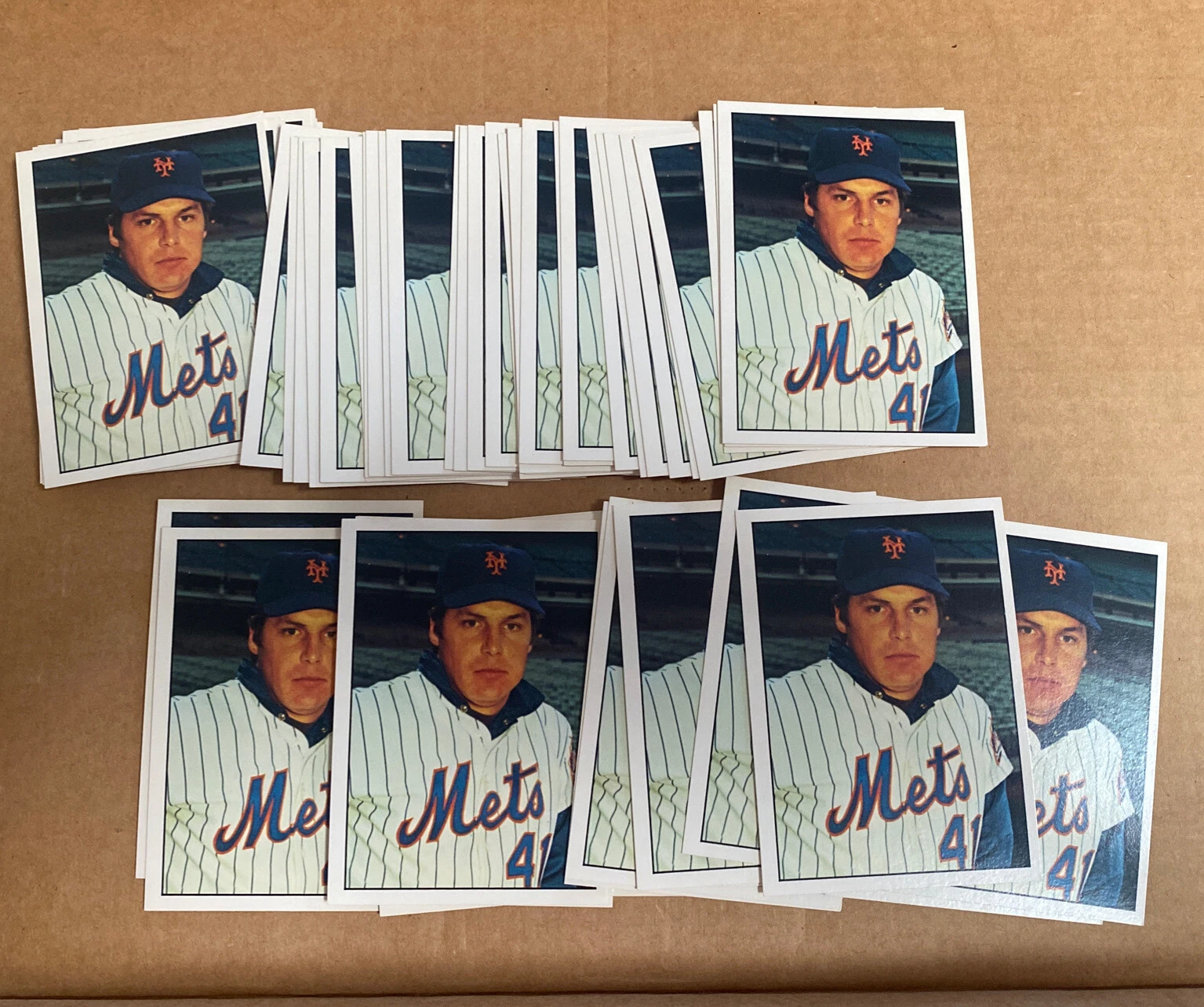 LOT OF (100) 1975 SSPC BASEBALL CARD NO. 551 TOM SEAVER NM...HIGH GRADE
