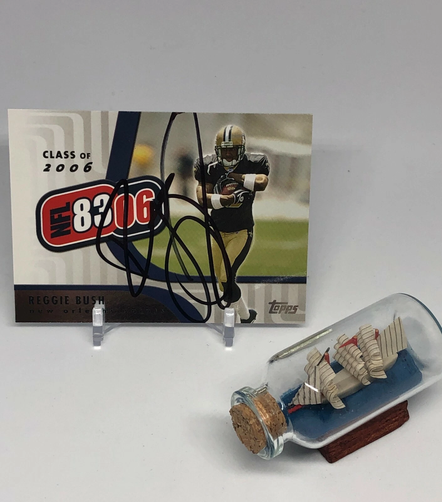 Reggie Bush signed Trading Card JSA COA Saints Heisman USC Trojan Z188
