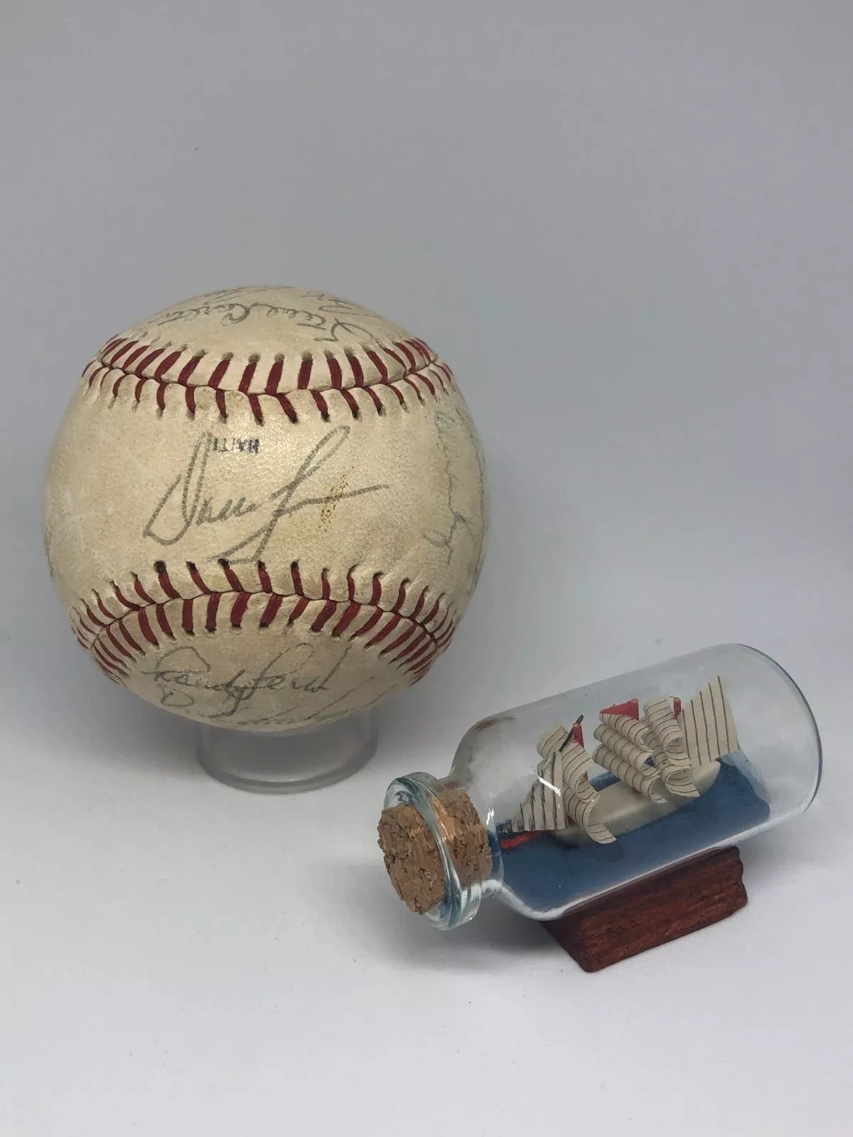 1980 WORLD SERIES CHAMPION PHILADELPHIA PHILLIES TEAM SIGNED BASEBALL JSA A793 COLLECTIBLE MEMORABILIA