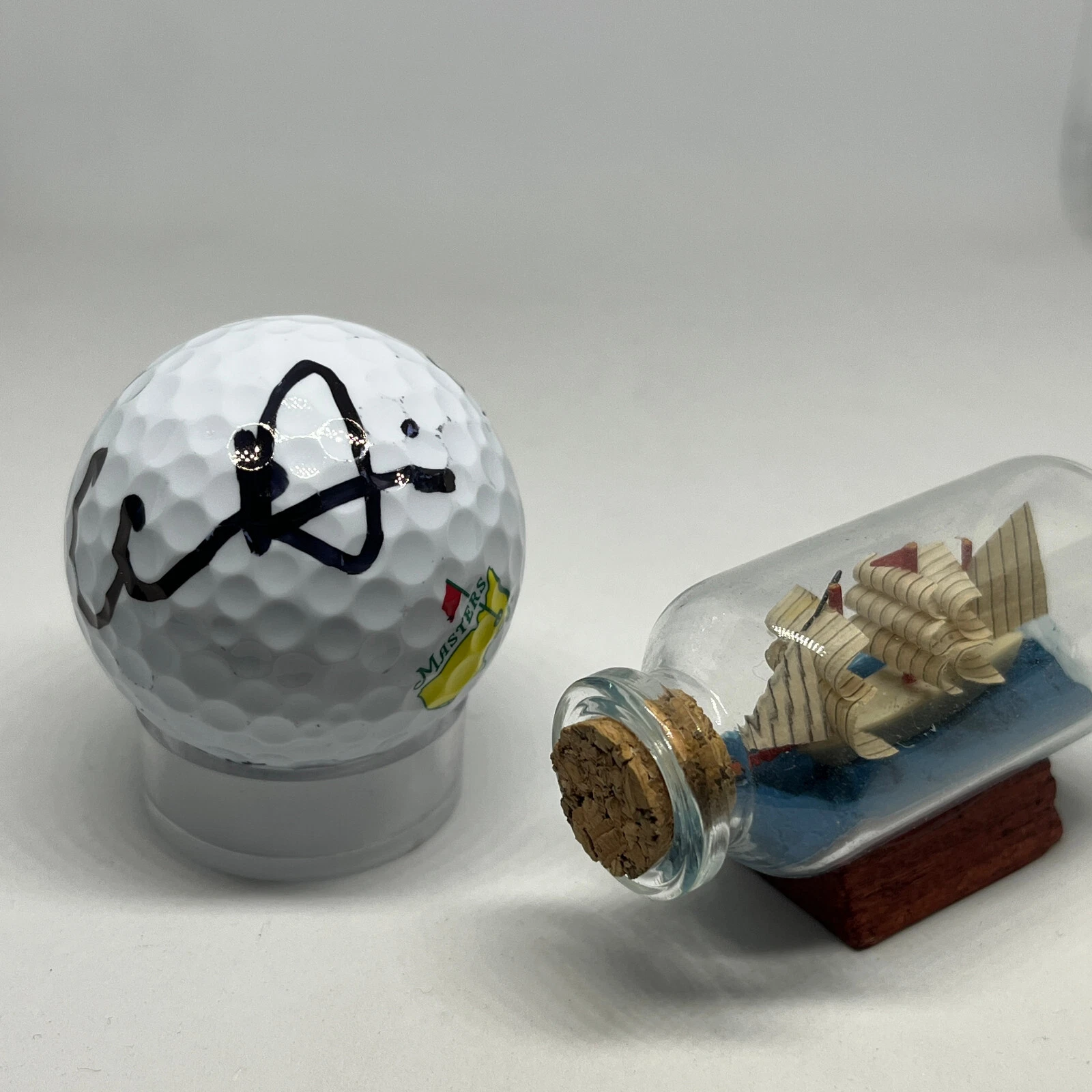 Cameron Davis signed Masters Logo Golf Ball JSA COA Presidents Cup Auto A2553
