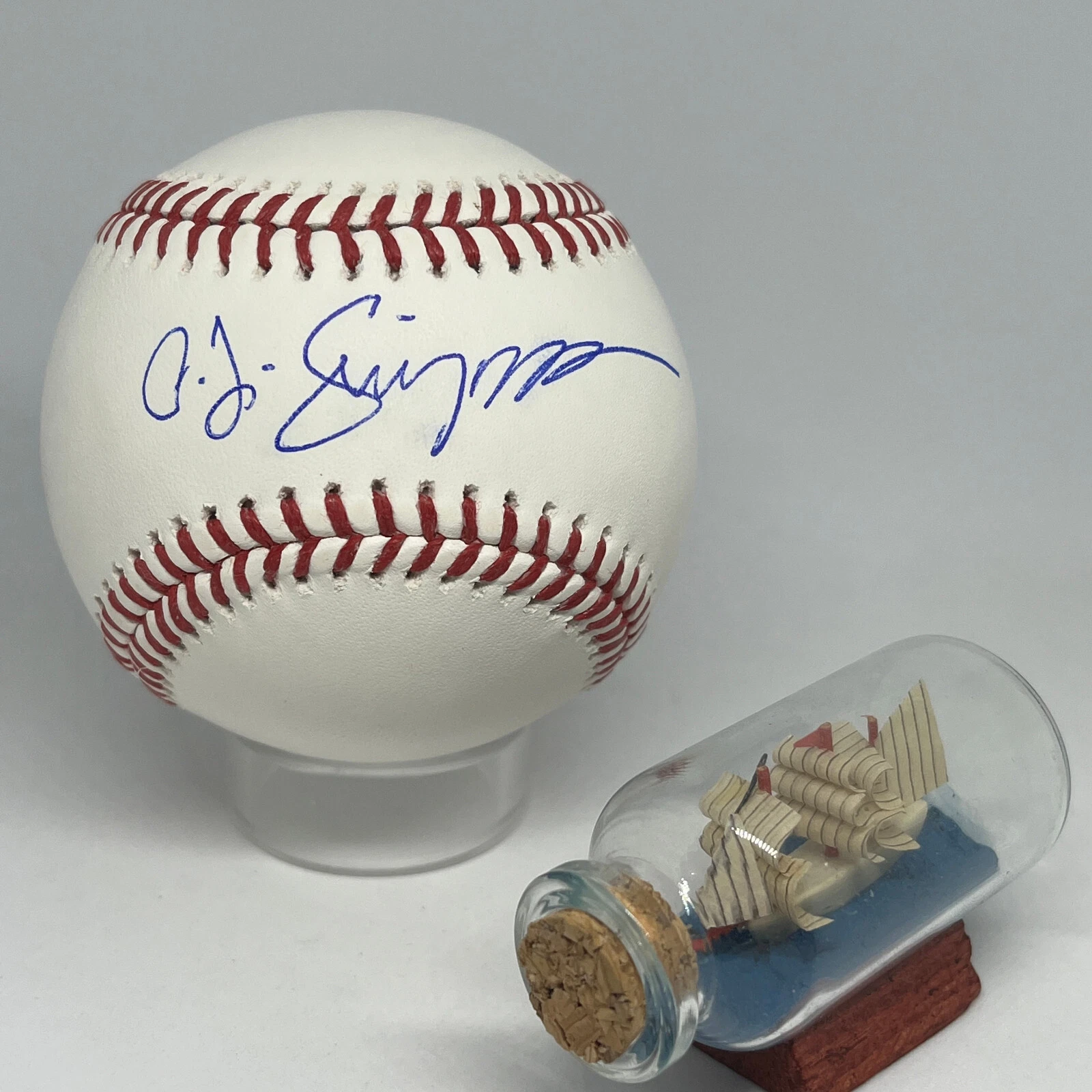 OJ Simpson signed Rawlings OML Baseball JSA COA Heisman Football HOF A2617