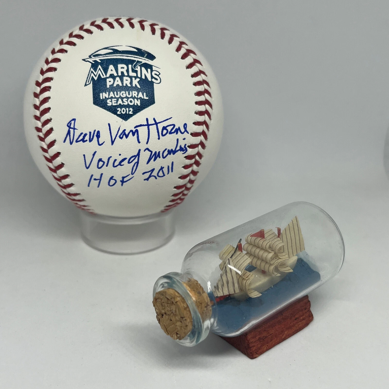 Broadcaster Dave Van Horne signed Rawlings Marins Logo Baseball JSA HOF A2593
