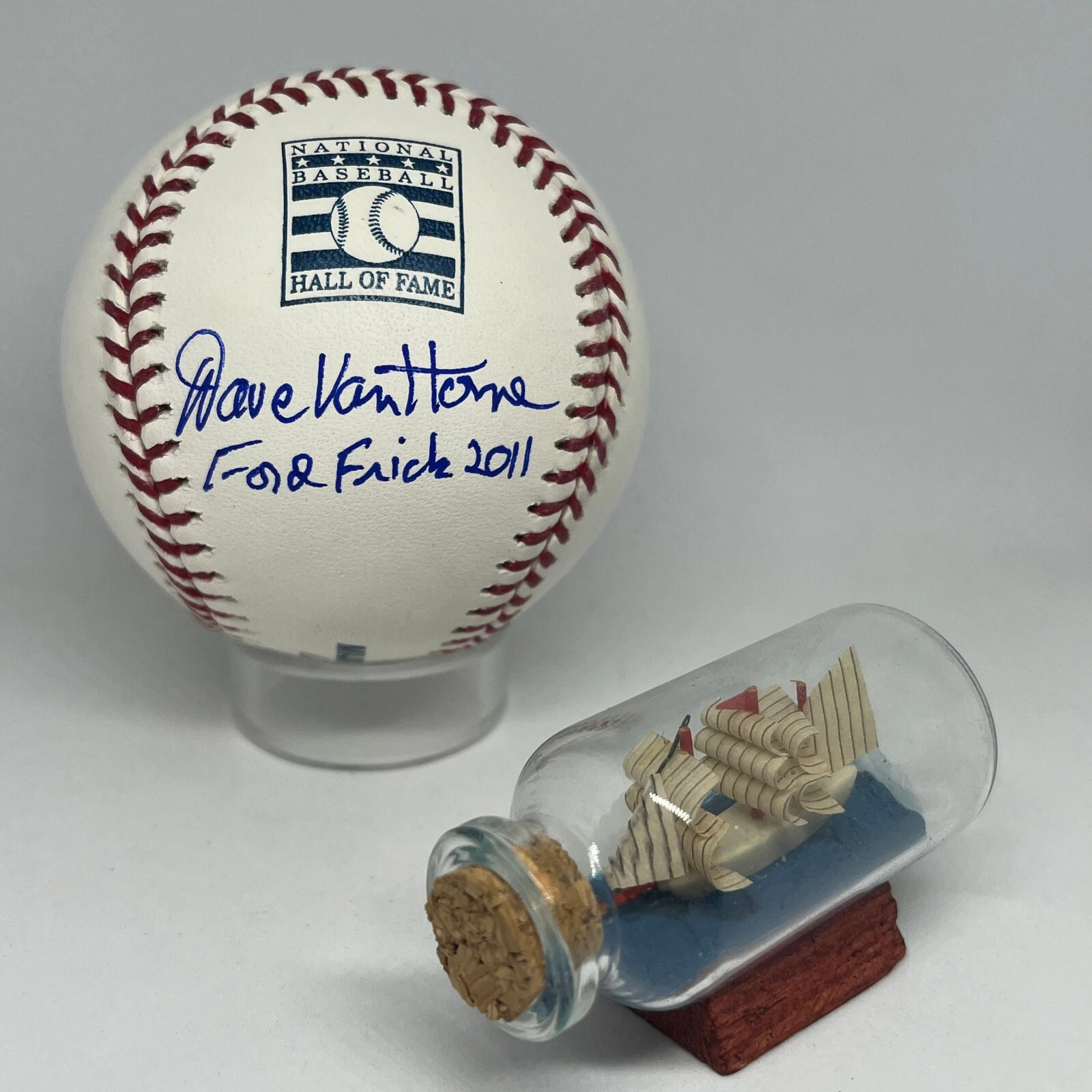 Broadcaster Dave Van Horne signed Rawlings HOF Logo Baseball JSA Frick A2592
