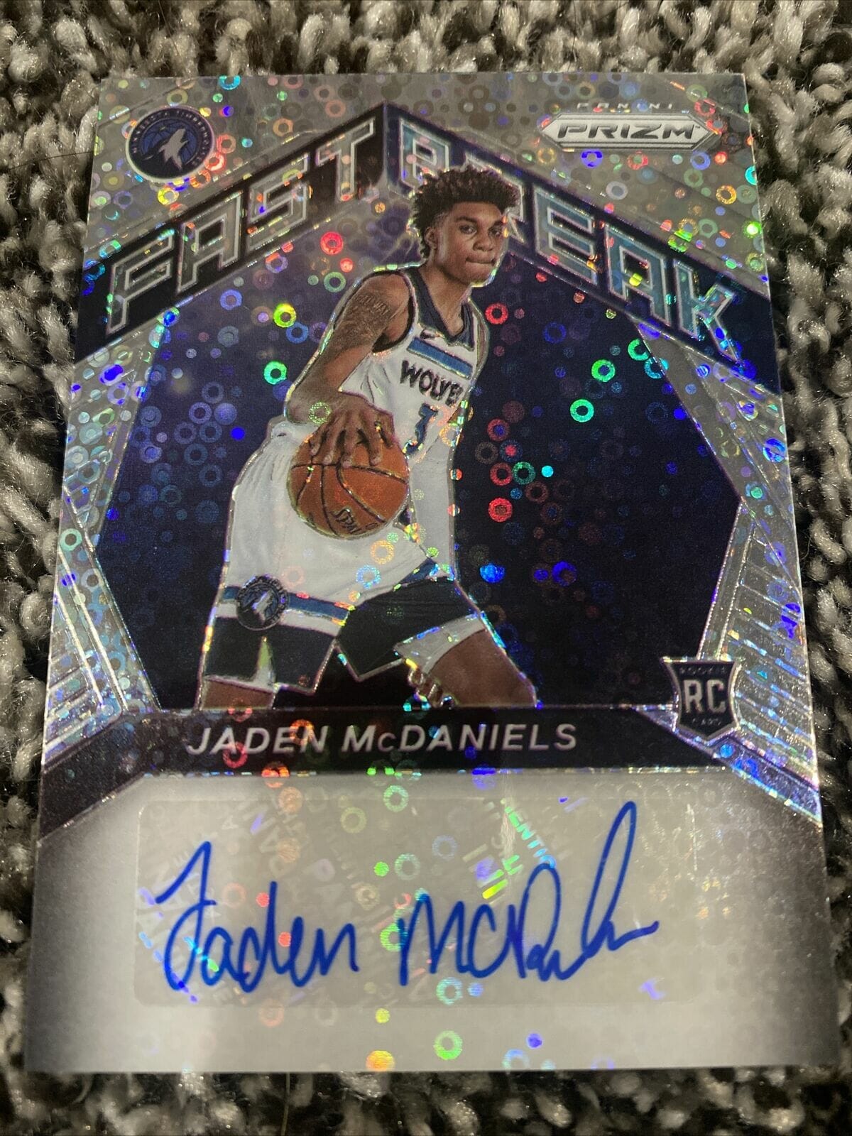 2020-21 Prizm Fast Break Jaden McDaniels Disco Auto #FR-JMD
Opens in a new window or tab