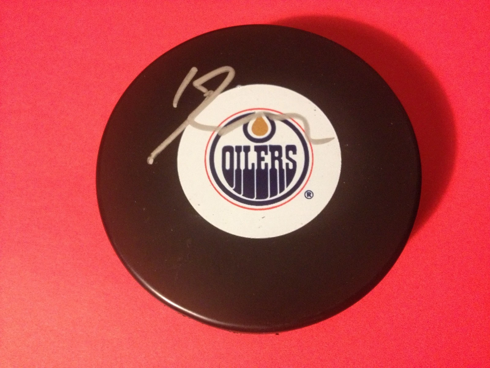 Ryan Nugent-Hopkins Oilers Hockey Signed Auto Puck Holder Auto
