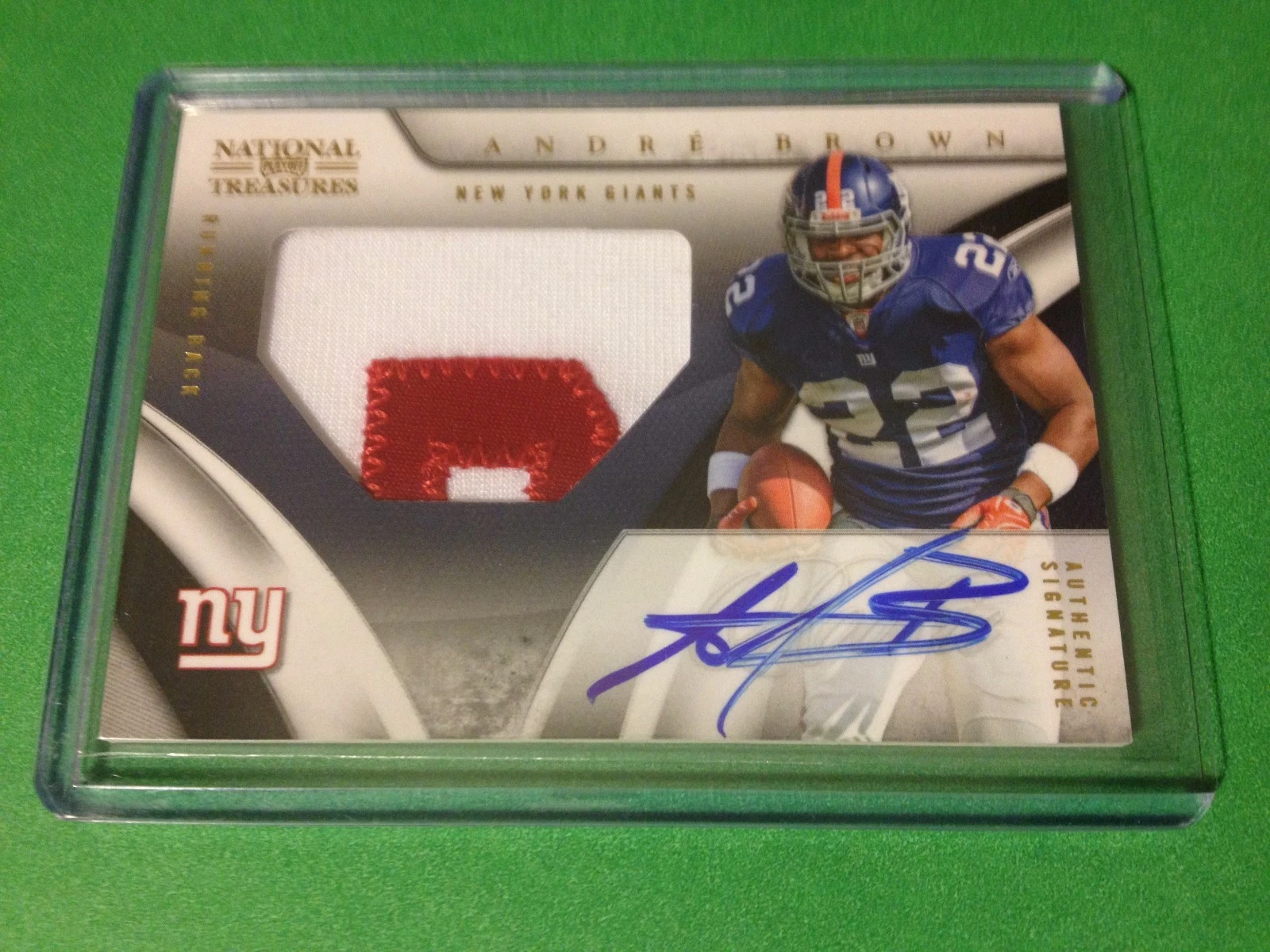 Andre Brown 2009 National Treasures GOLD Rookie 2-CLR Patch Jersey Auto /25
