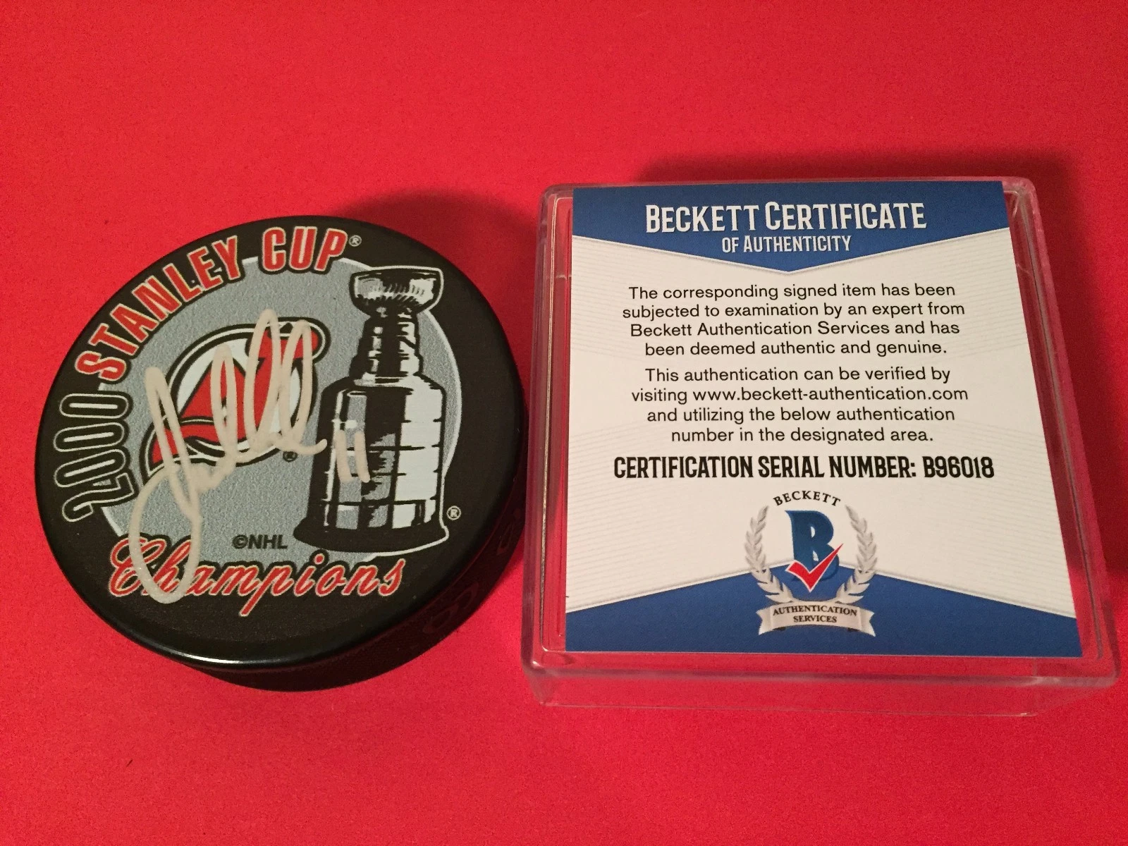 John Madden 2000 Stanley Cup Champions Signed Puck Auto Beckett BAS COA
