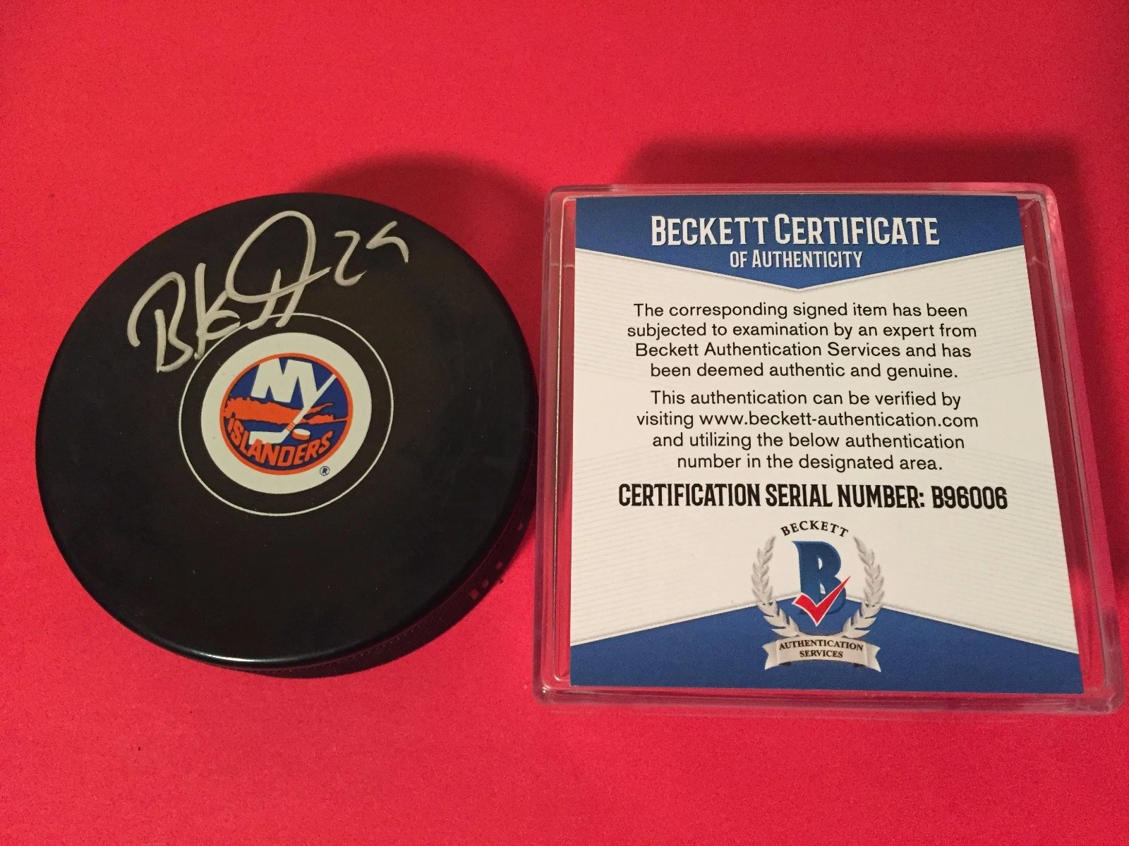 Brock Nelson Islanders Signed Puck Auto Beckett BAS COA
